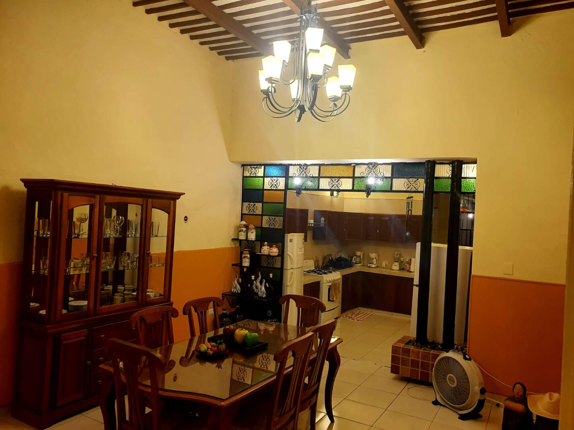 Furnished house with large garden for sale, Cholul, M&eacute;rida