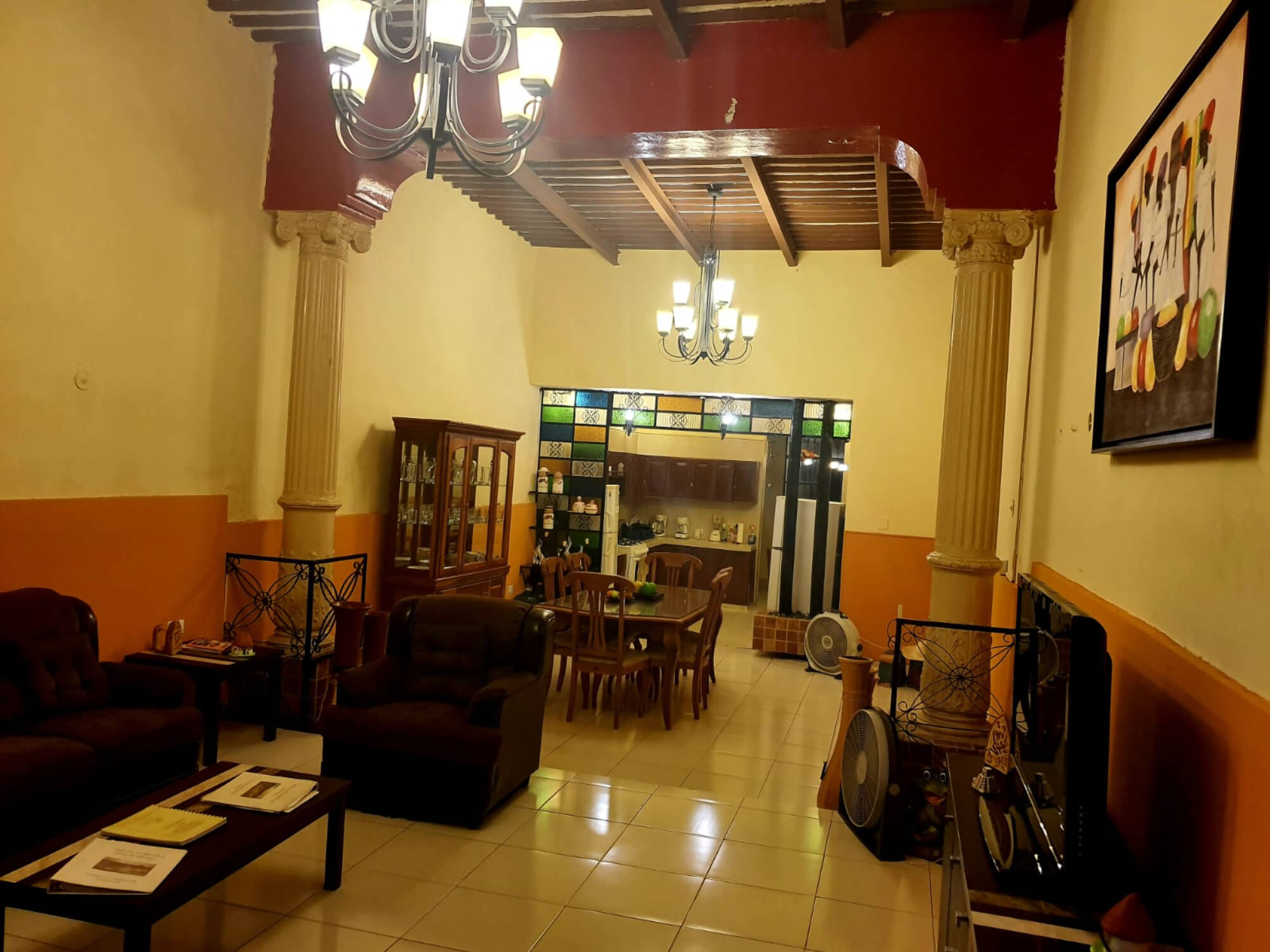 Furnished house with large garden for sale, Cholul, M&eacute;rida