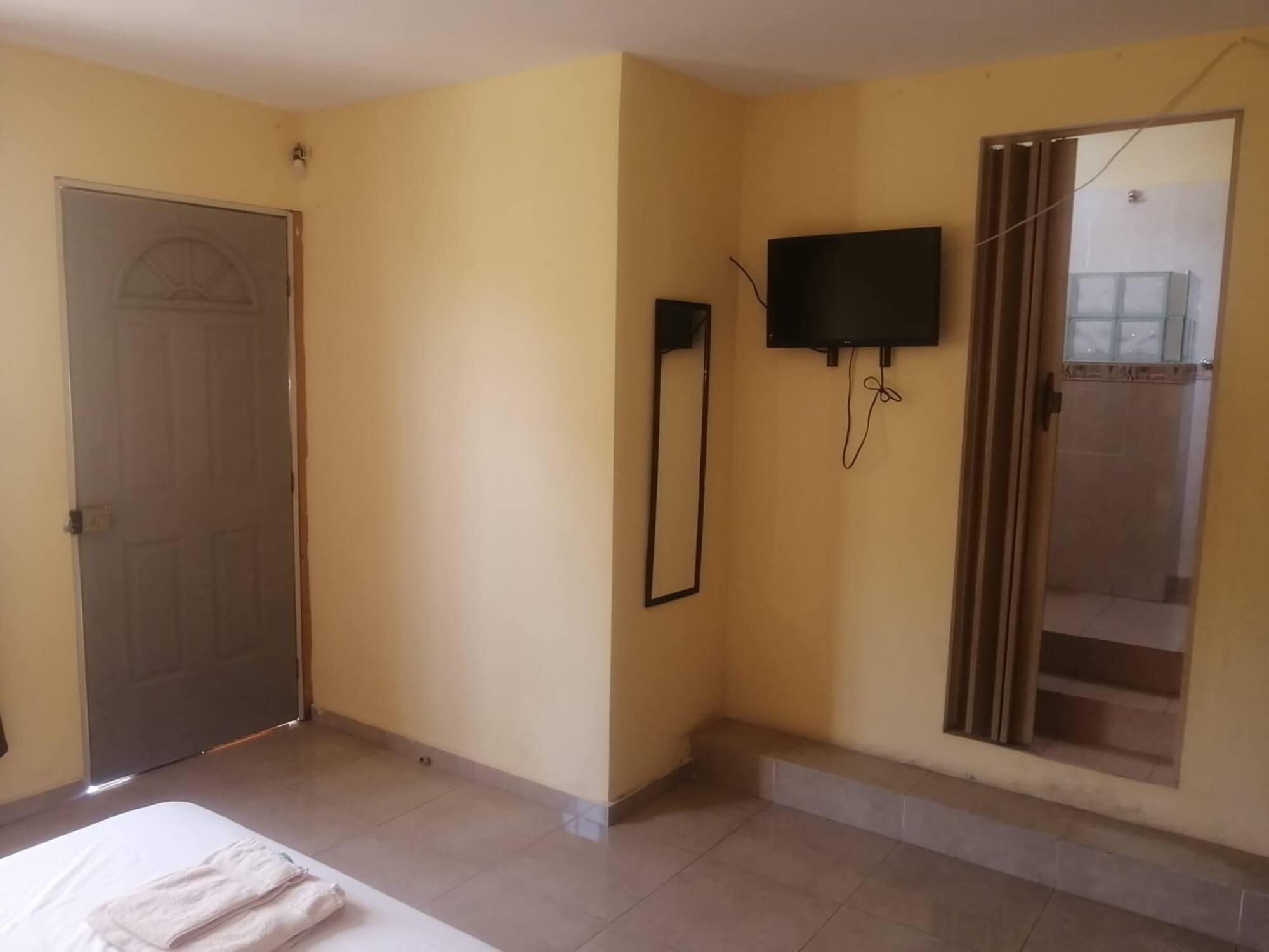 Furnished house with large garden for sale, Cholul, M&eacute;rida