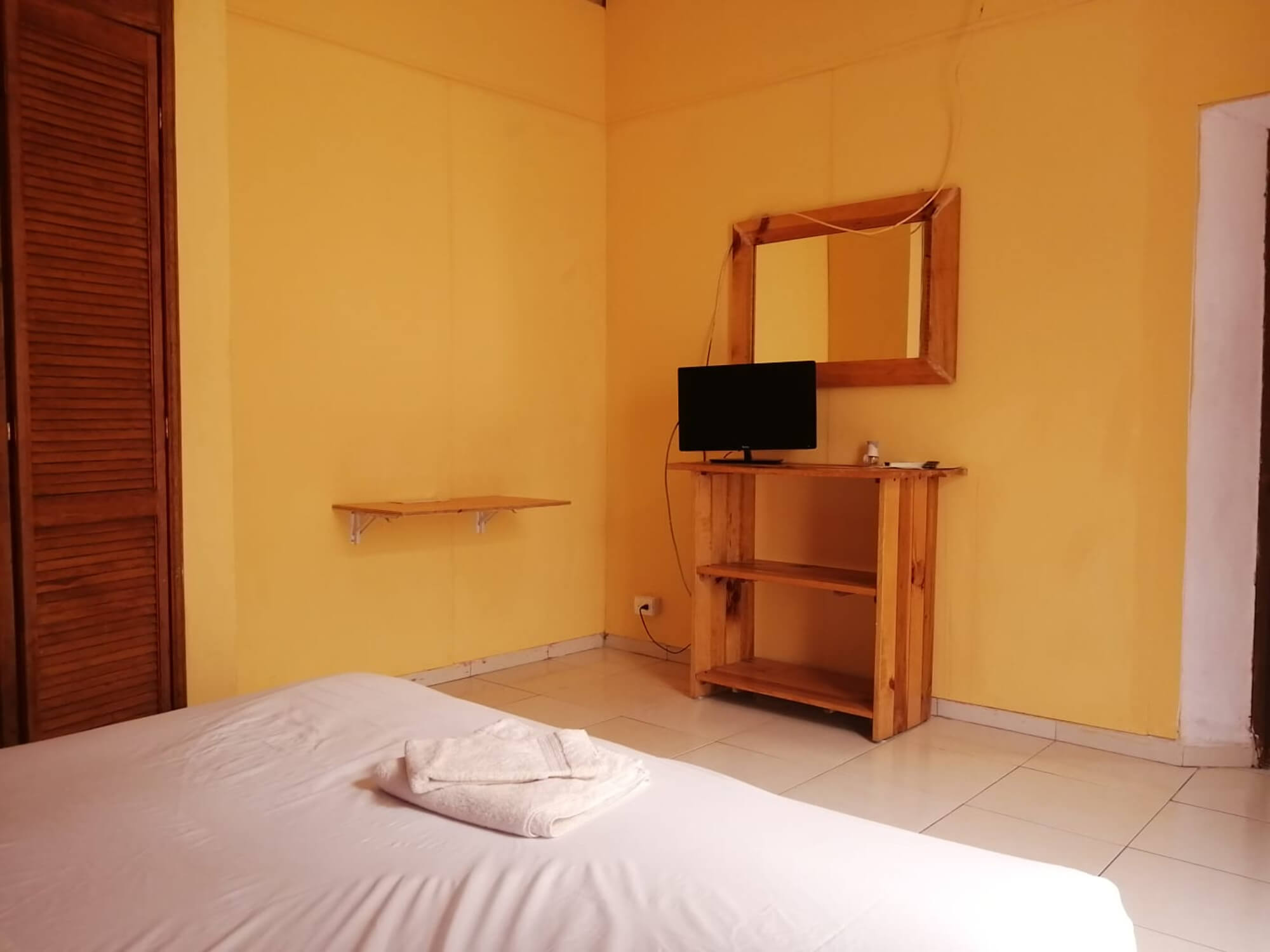 Furnished house with large garden for sale, Cholul, M&eacute;rida