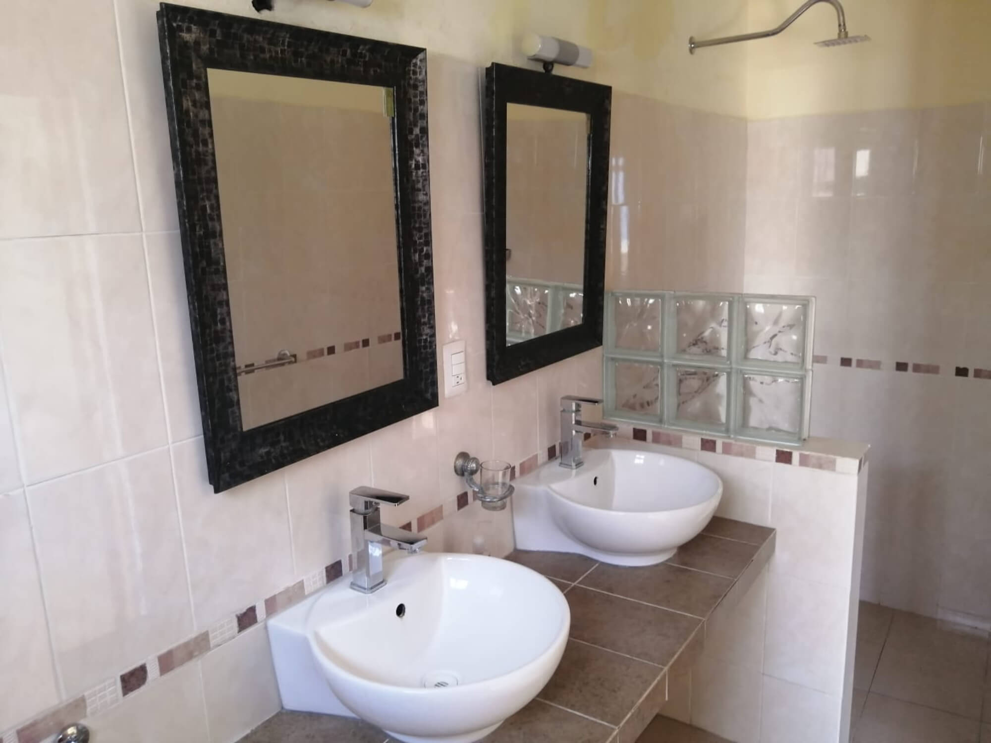 Furnished house with large garden for sale, Cholul, M&eacute;rida