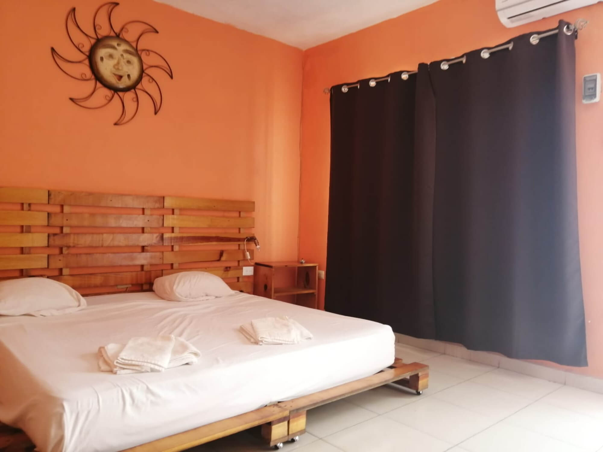 Furnished house with large garden for sale, Cholul, M&eacute;rida