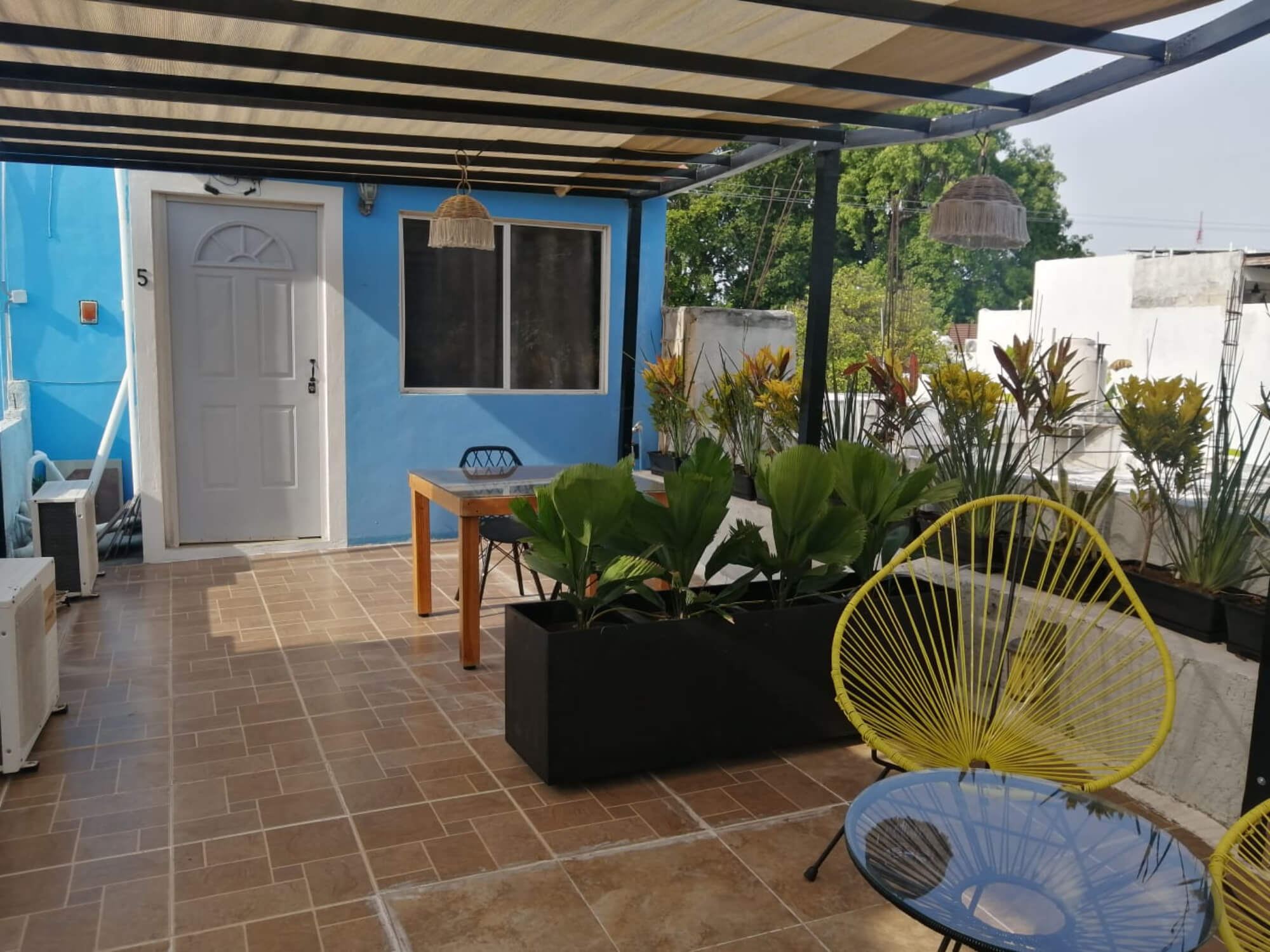 Furnished house with large garden for sale, Cholul, M&eacute;rida