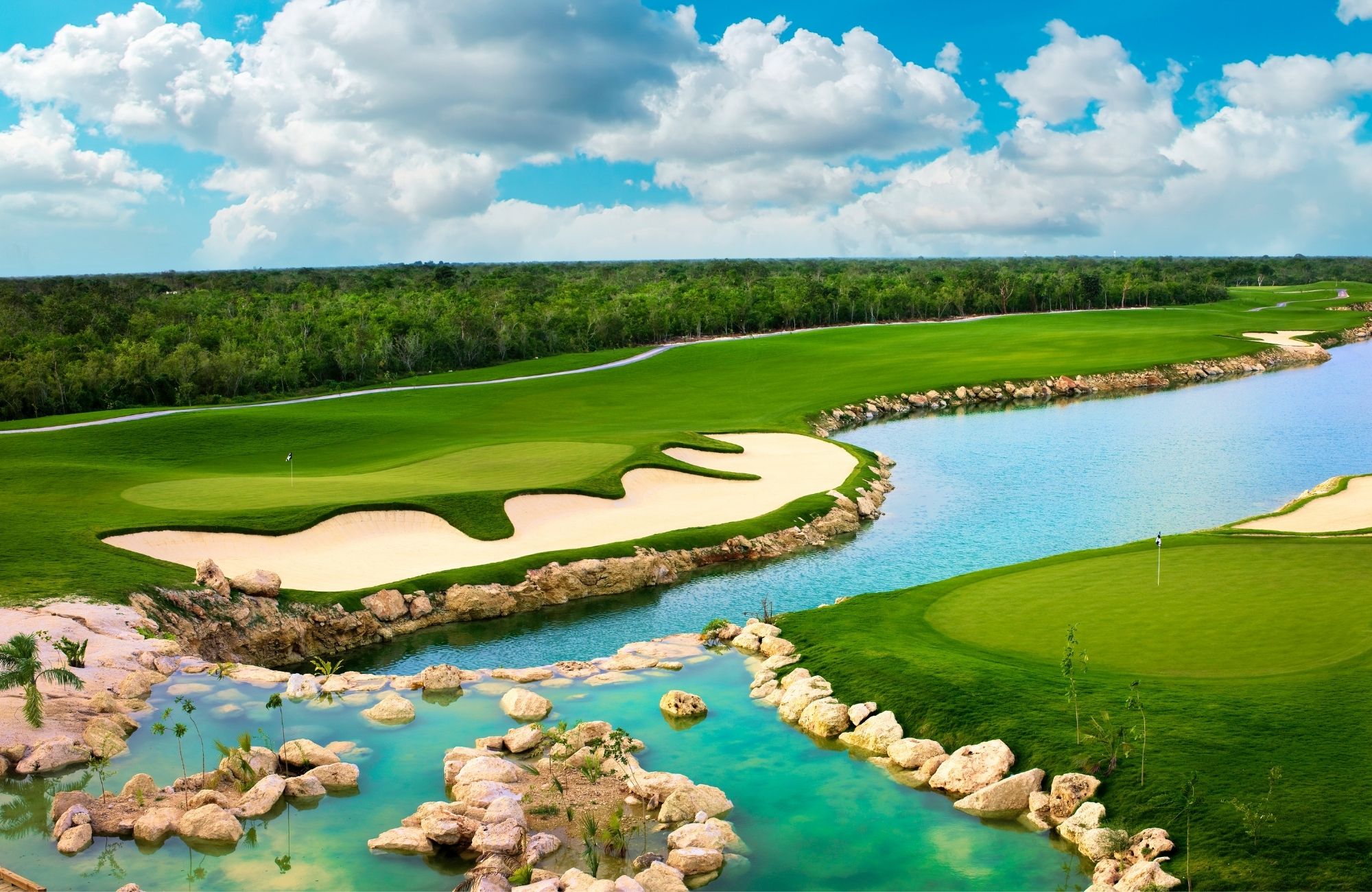 Condo with pool and social room for sale, Cabo Norte, M&eacute;rida