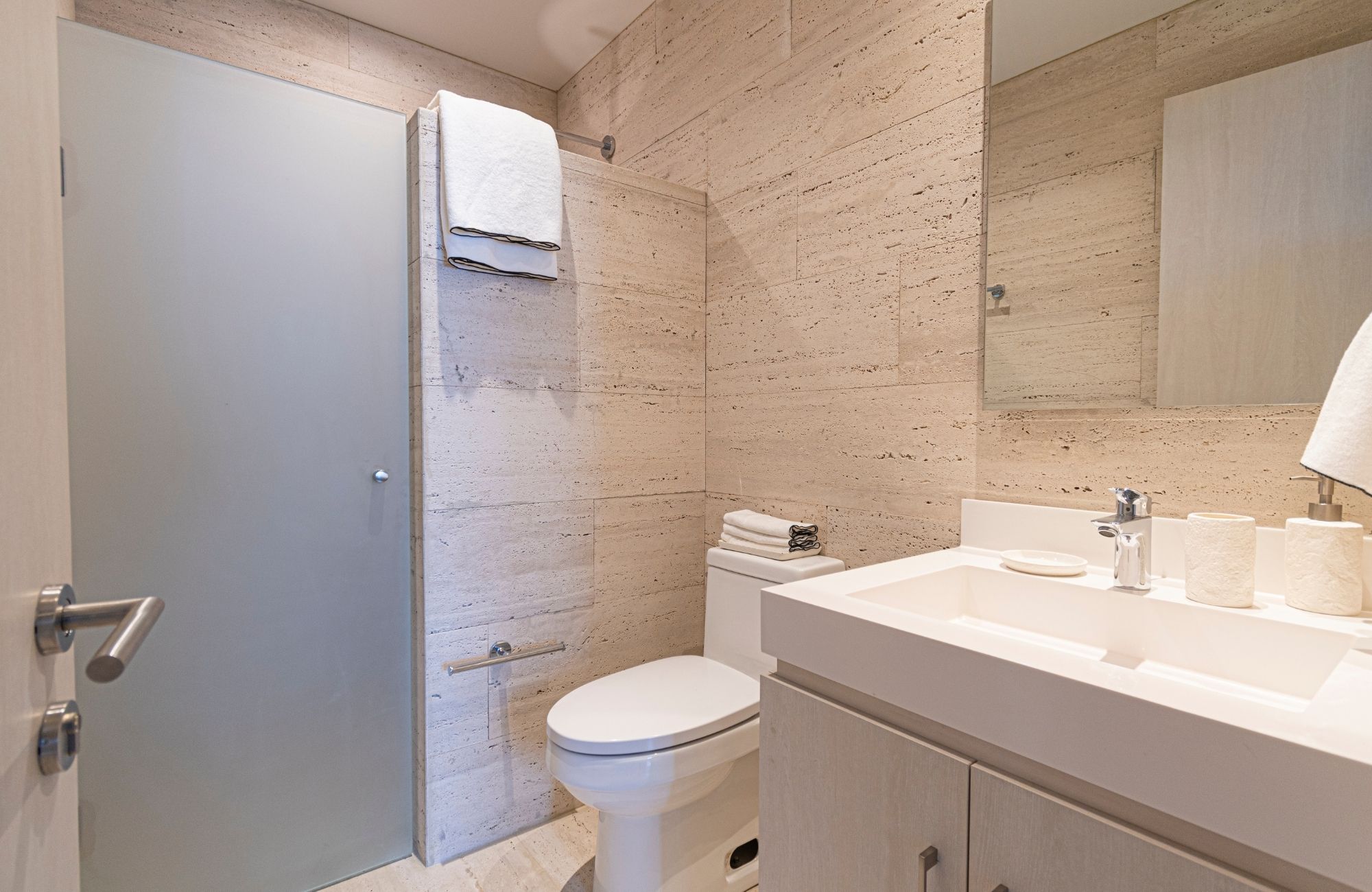 Luxury condo with terrace and private pool, for sale, Xcanat&uacute;n, M&eacute;rida.