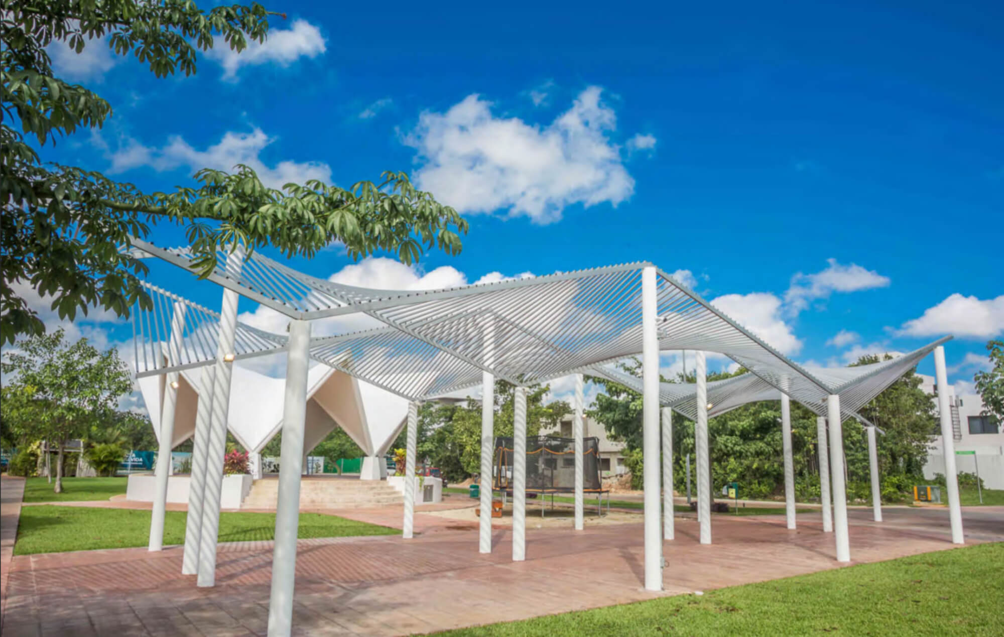 Apartment with private terrace for sale, Parque Canc&uacute;n, Canc&uacute;n