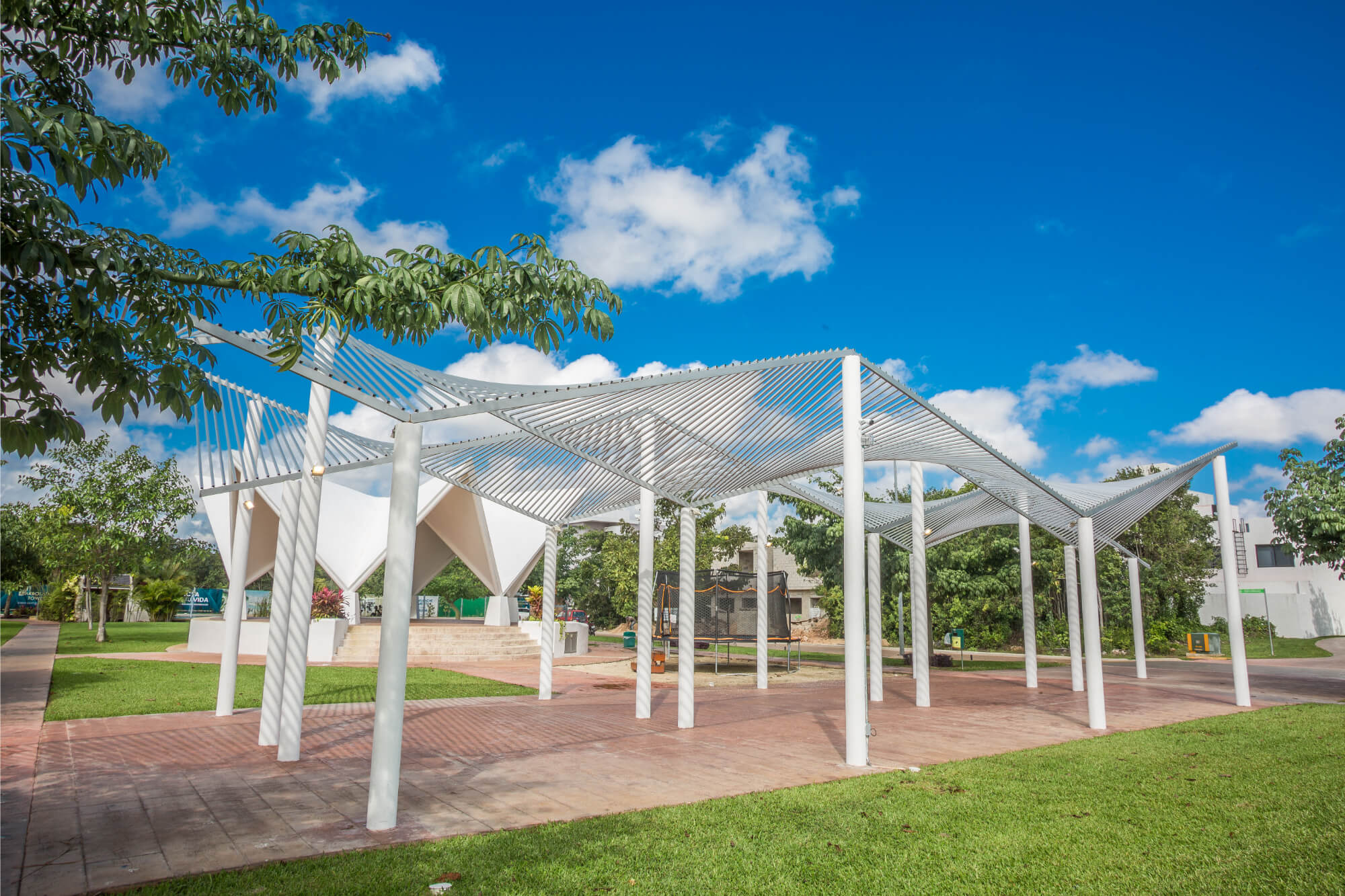 Apartment with private terrace for sale, Parque Canc&uacute;n, Canc&uacute;n