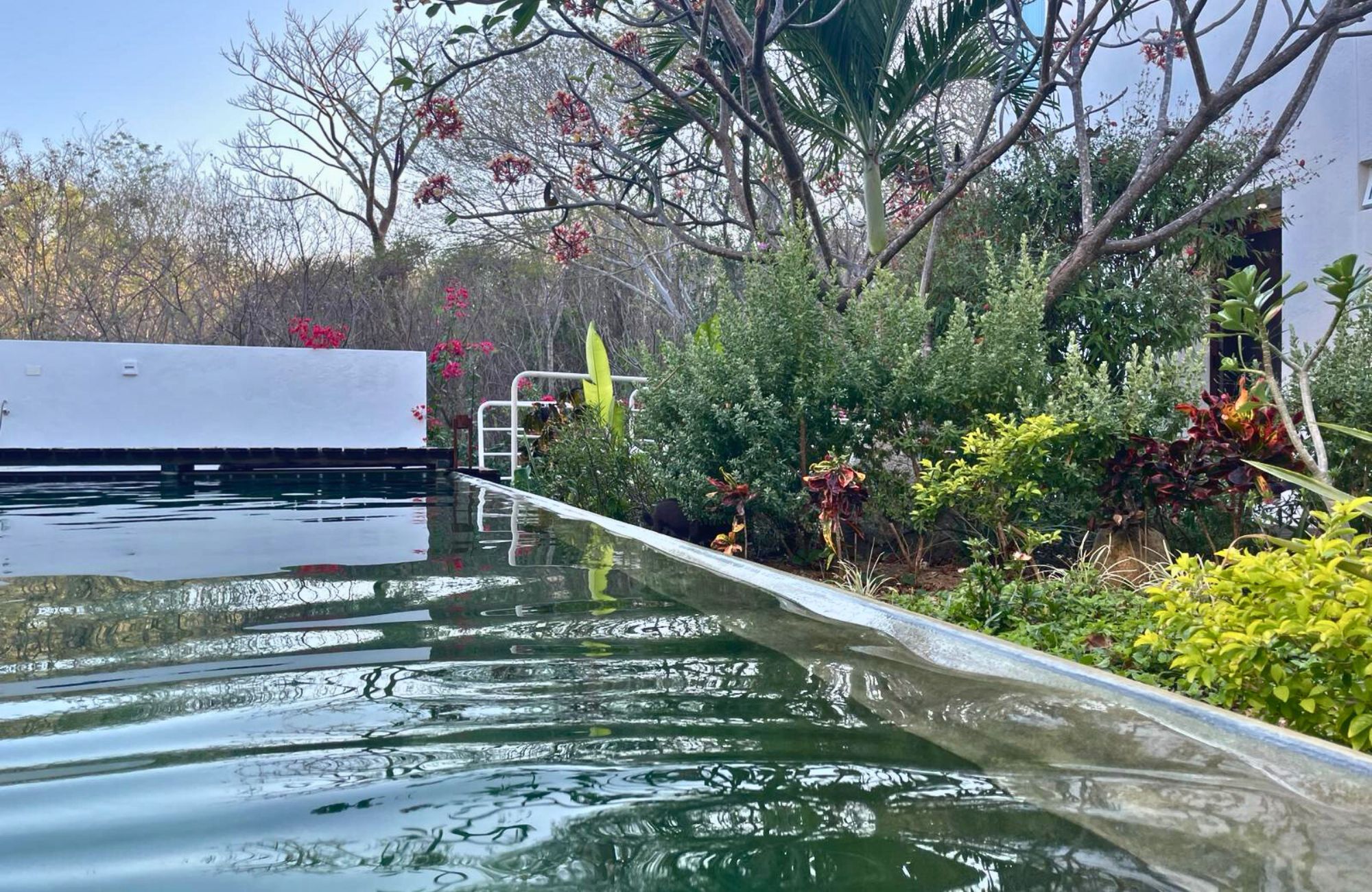 Villa with Private Pool and Rooftop for Sale, El Arrocito, Huatulco