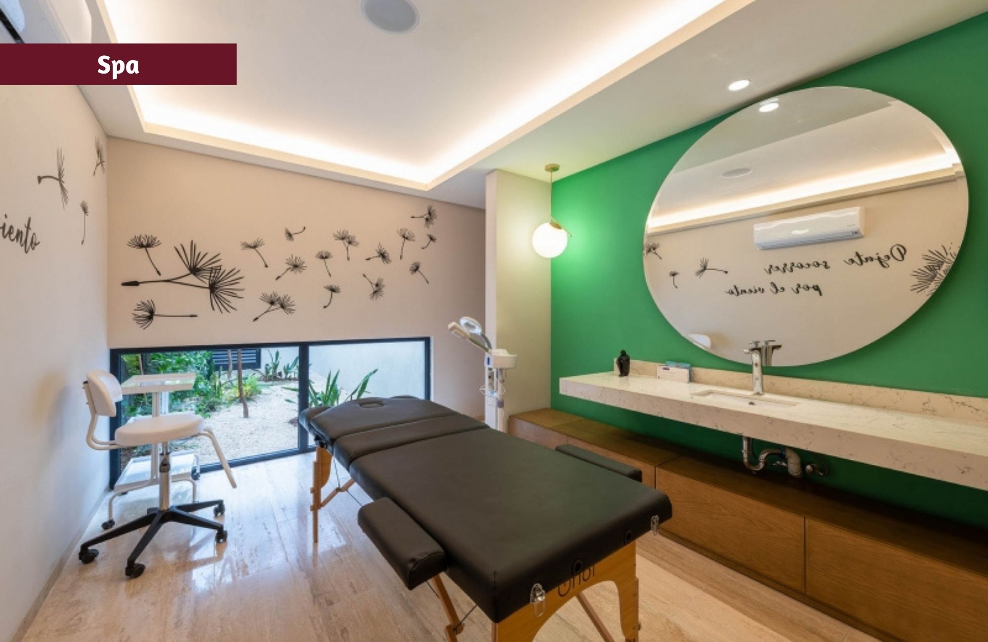 Land of 1,075 m2 i in a gated community with swimming pool, sports fields, pet park, games, spa, and much more amenities for sale in the Nor