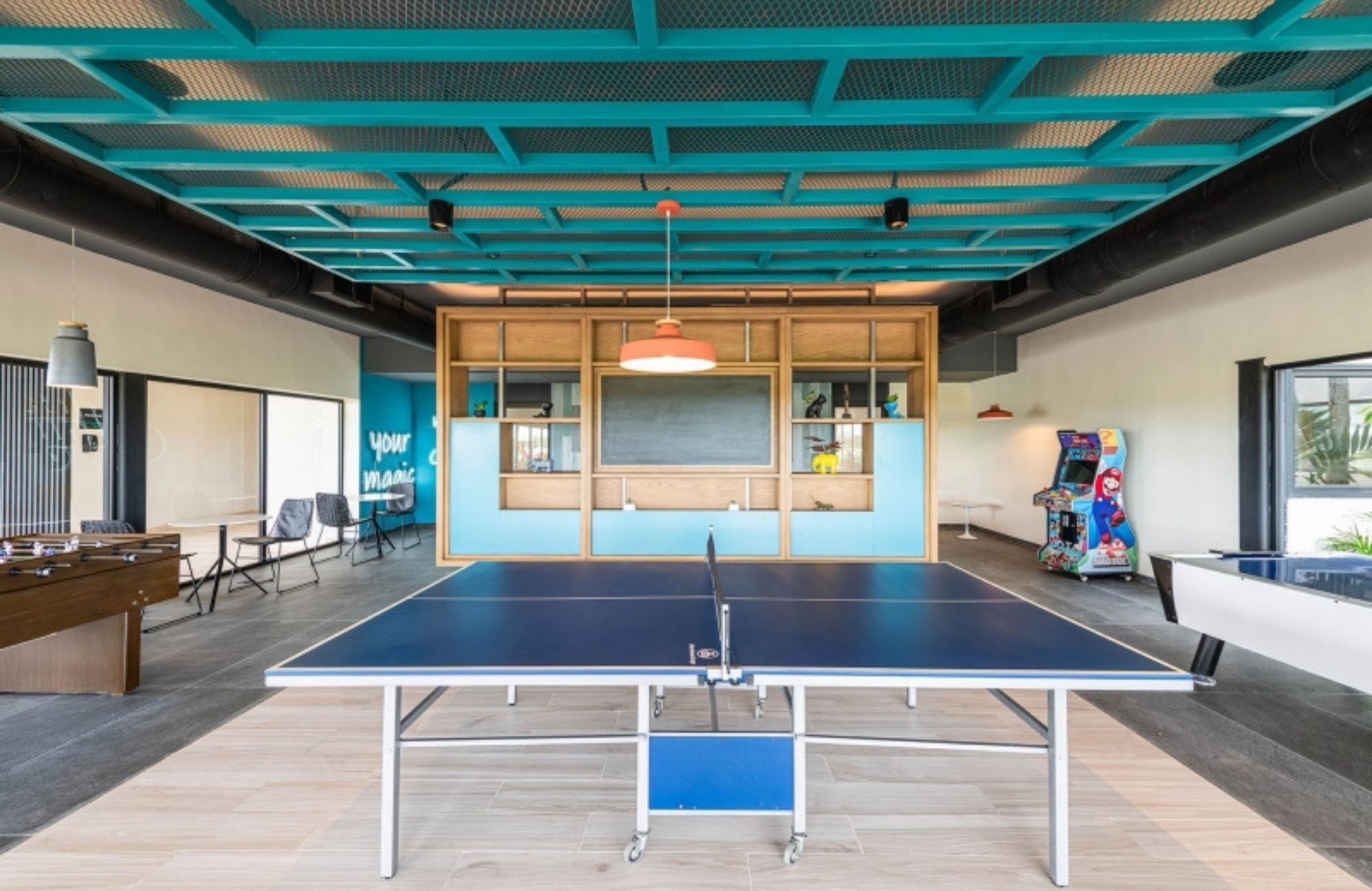 Land of 1,075 m2 i in a gated community with swimming pool, sports fields, pet park, games, spa, and much more amenities for sale in the Nor