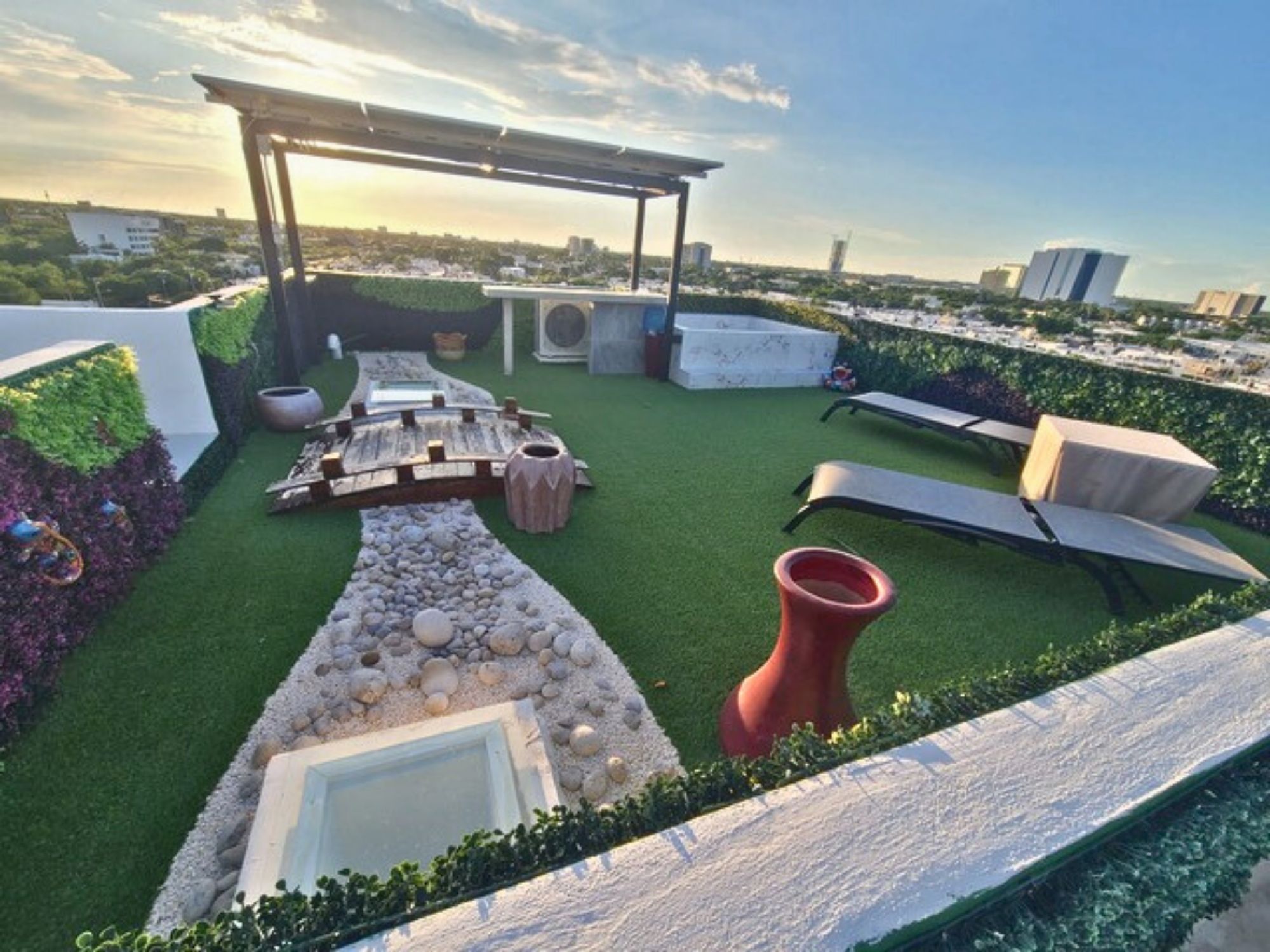 Luxury penthouse with panoramic terrace for sale, Santa Gertrudis Copo, M&eacute;rida