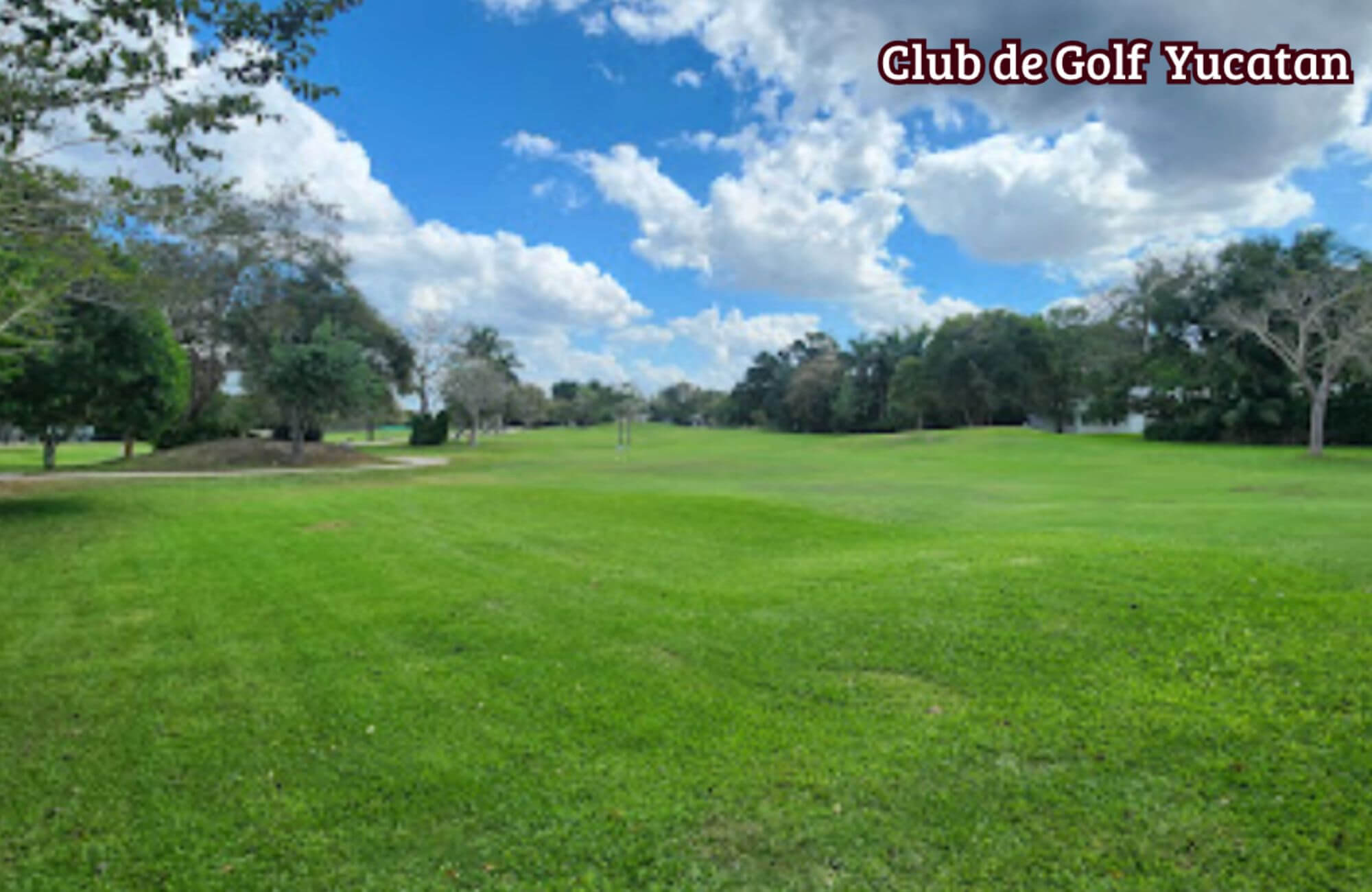 Two-level townhouse in gated community for sale, Montebello, M&eacute;rida