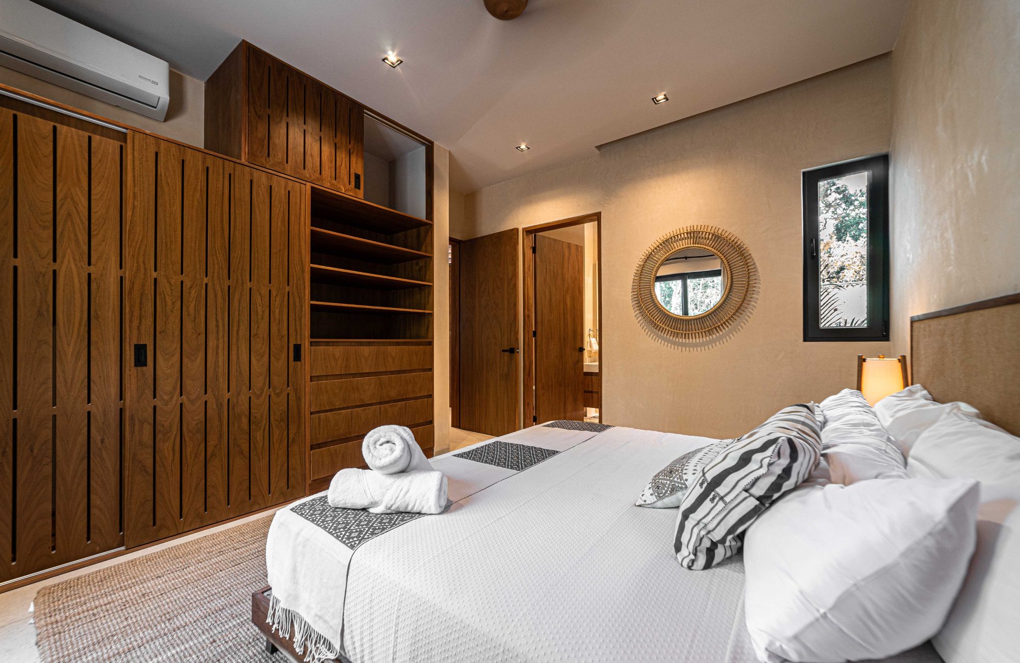 Beachfront house for sale Tulum, in Tankah Bay, pool and 25 meter beach.