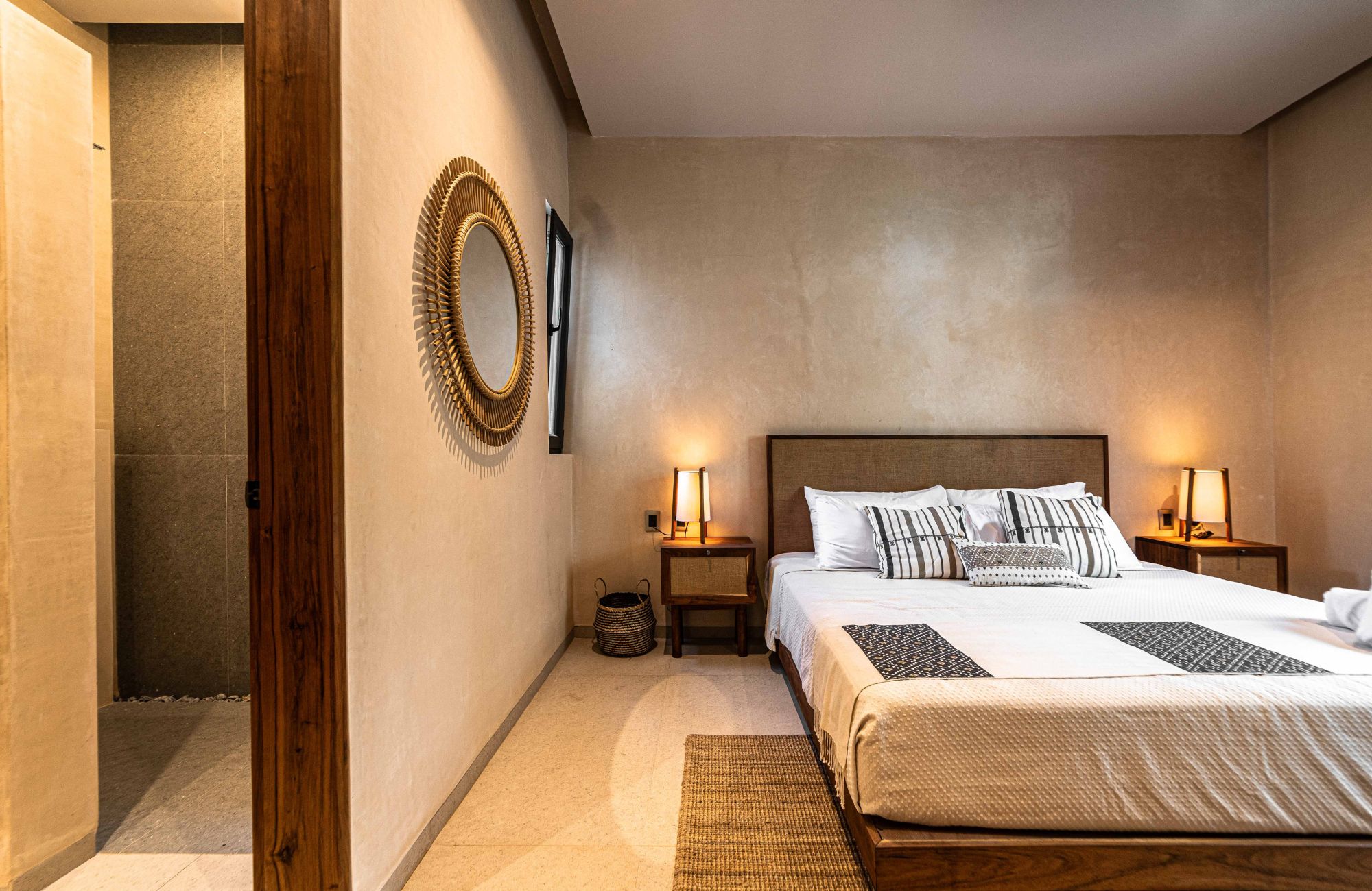 Double-height villa with pool, in Selvazama, with amenities, for sale Tulum.