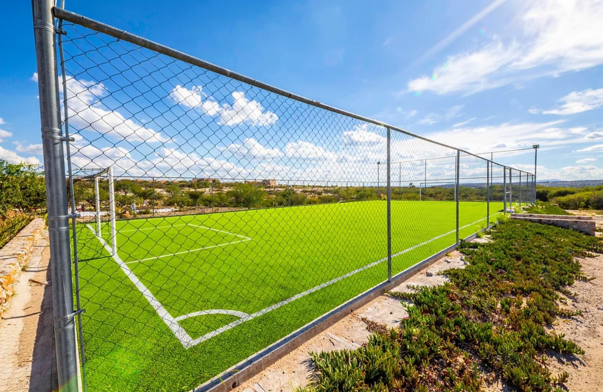 4 bedroom house community with golf course, clubhouse with pool, for sale, San Miguel de Allende.