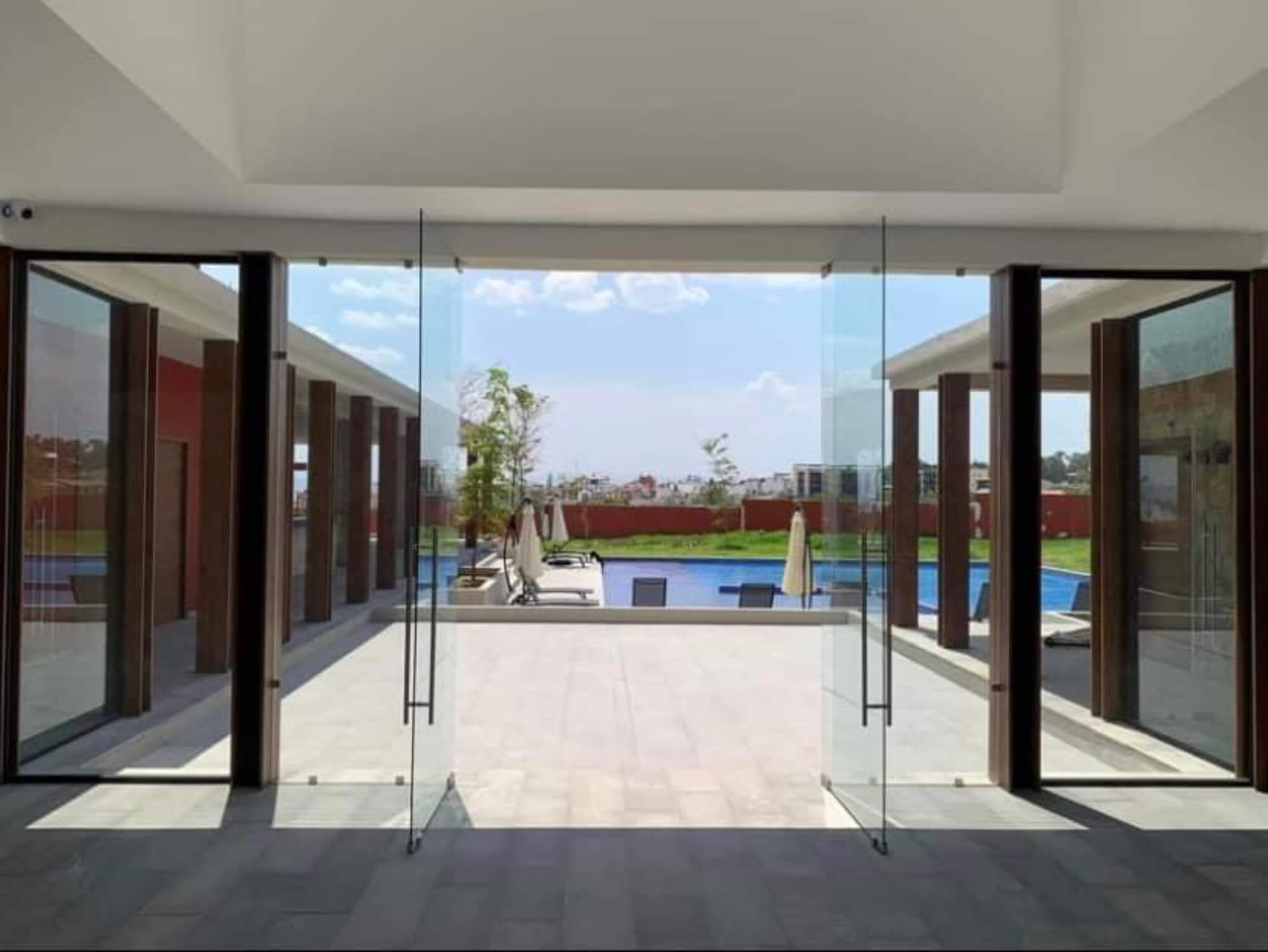 Condo Planta baja con jard&iacute;n, casa club, alberca y gym, venta, Carretera San Miguel, San Miguel De Allende.