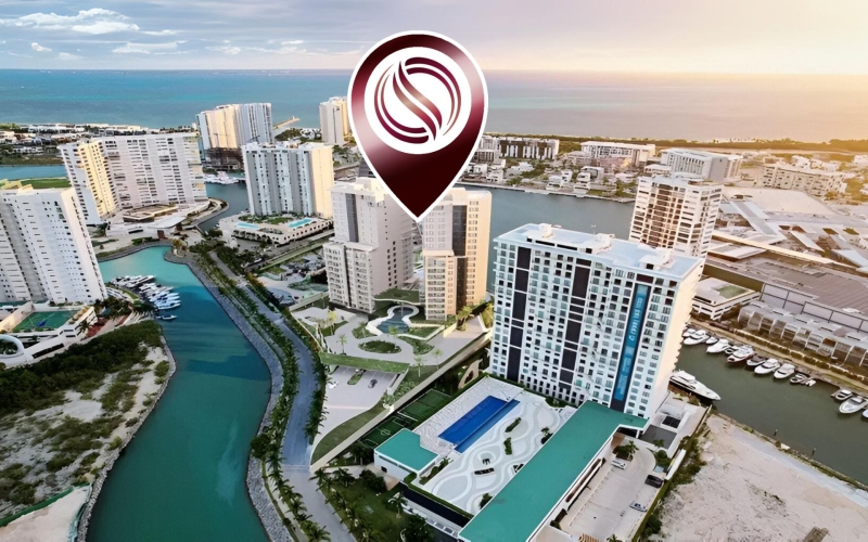 Ocean view condo with, dock, golf, marina,  beach club, for sale Puerto Canc&uacute;n.