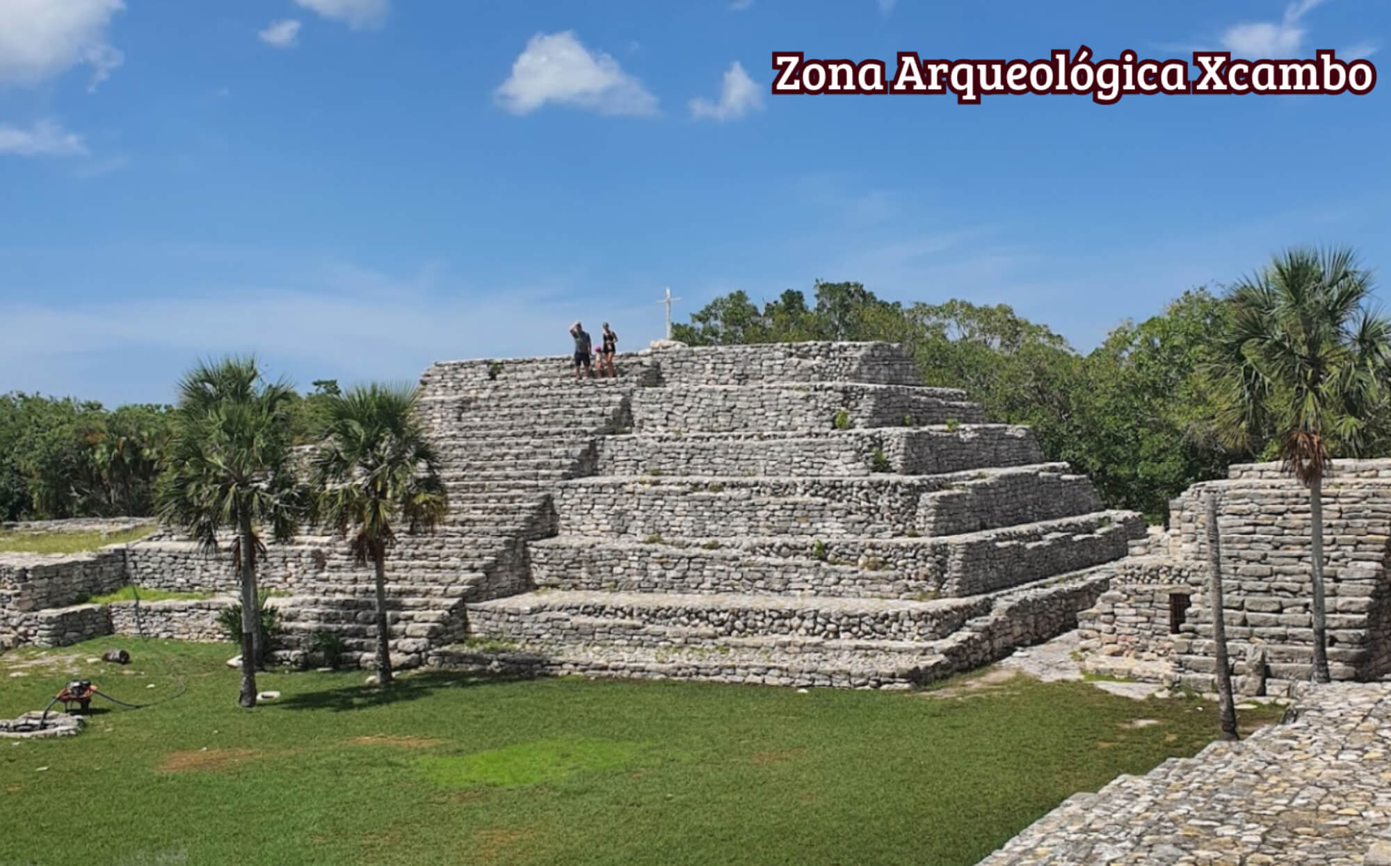 Apartment with pool, beach club and Clubhouse for sale, San Benito, M&eacute;rida.