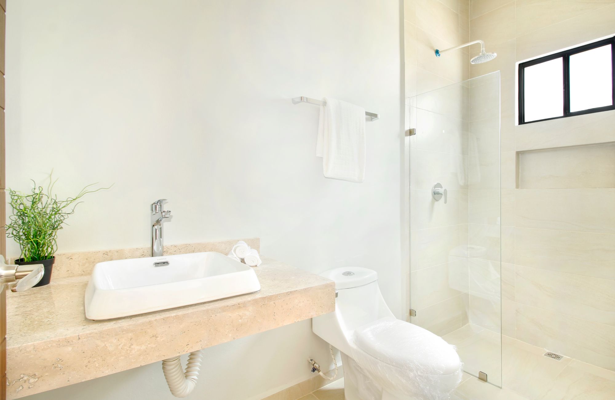 Casa en Alegranza con casa club, alberca, juegos, canchas, cenote, en venta