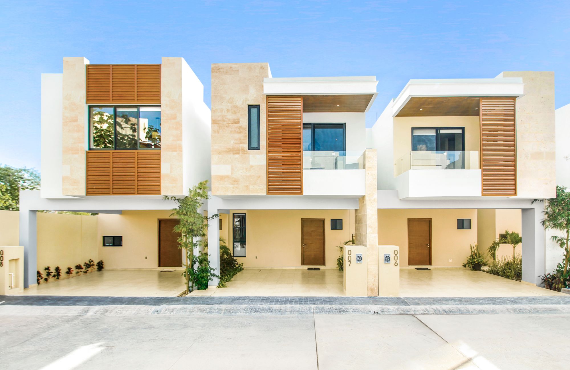 Casa en Alegranza con casa club, alberca, juegos, canchas, cenote, en venta