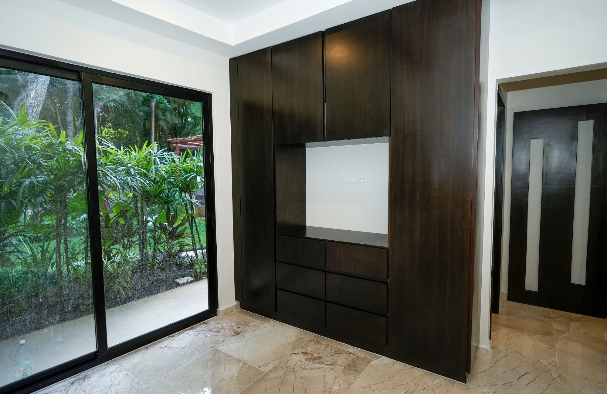 Departamento, rooftop bar con alberca, ethnic mall, instagram butler y mas amenidades en Aldea Zama, venta Tulum.