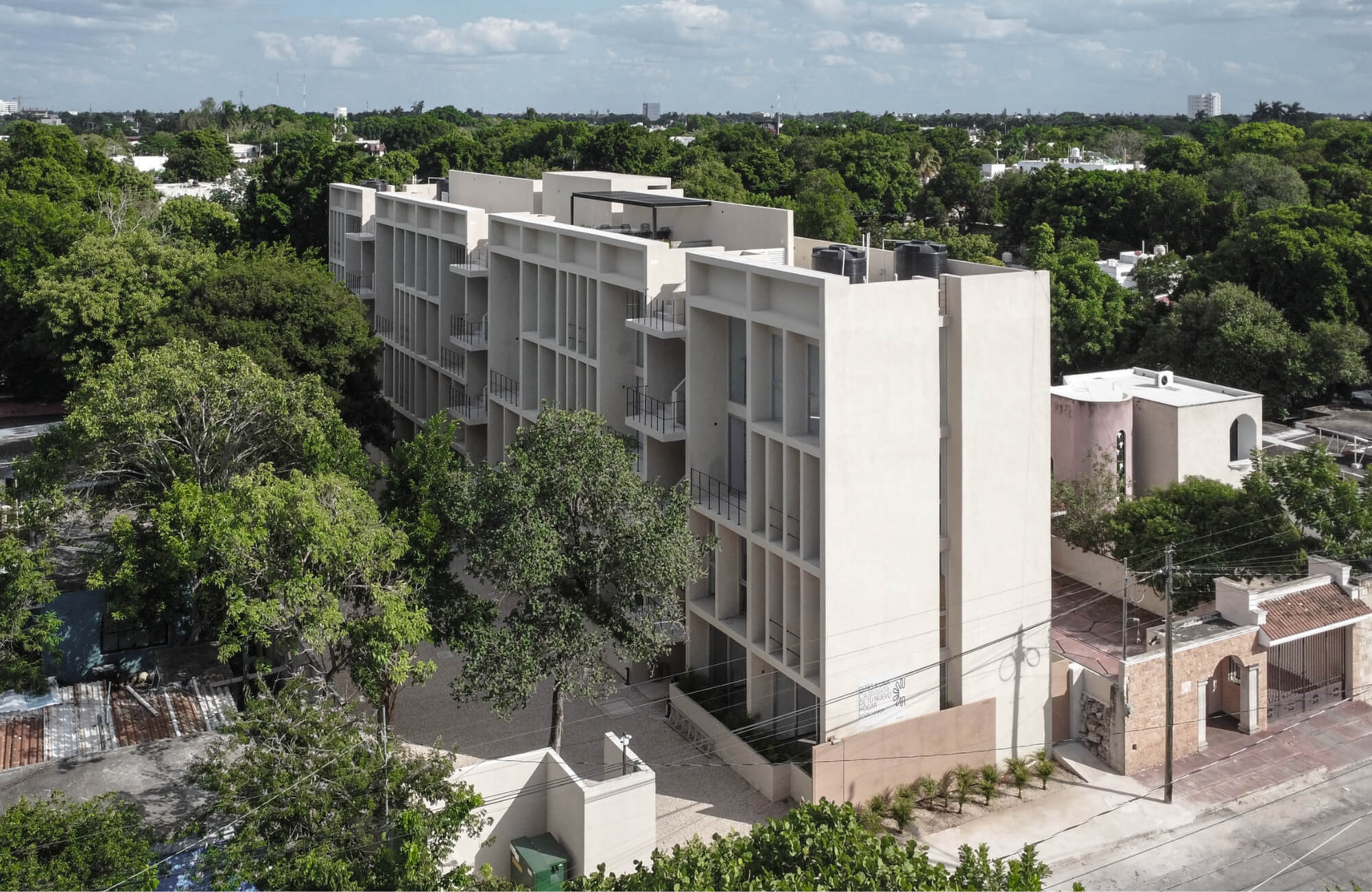 Condo with private terrace and multiple amenities for sale, Pionera Conkal, M&eacute;rida