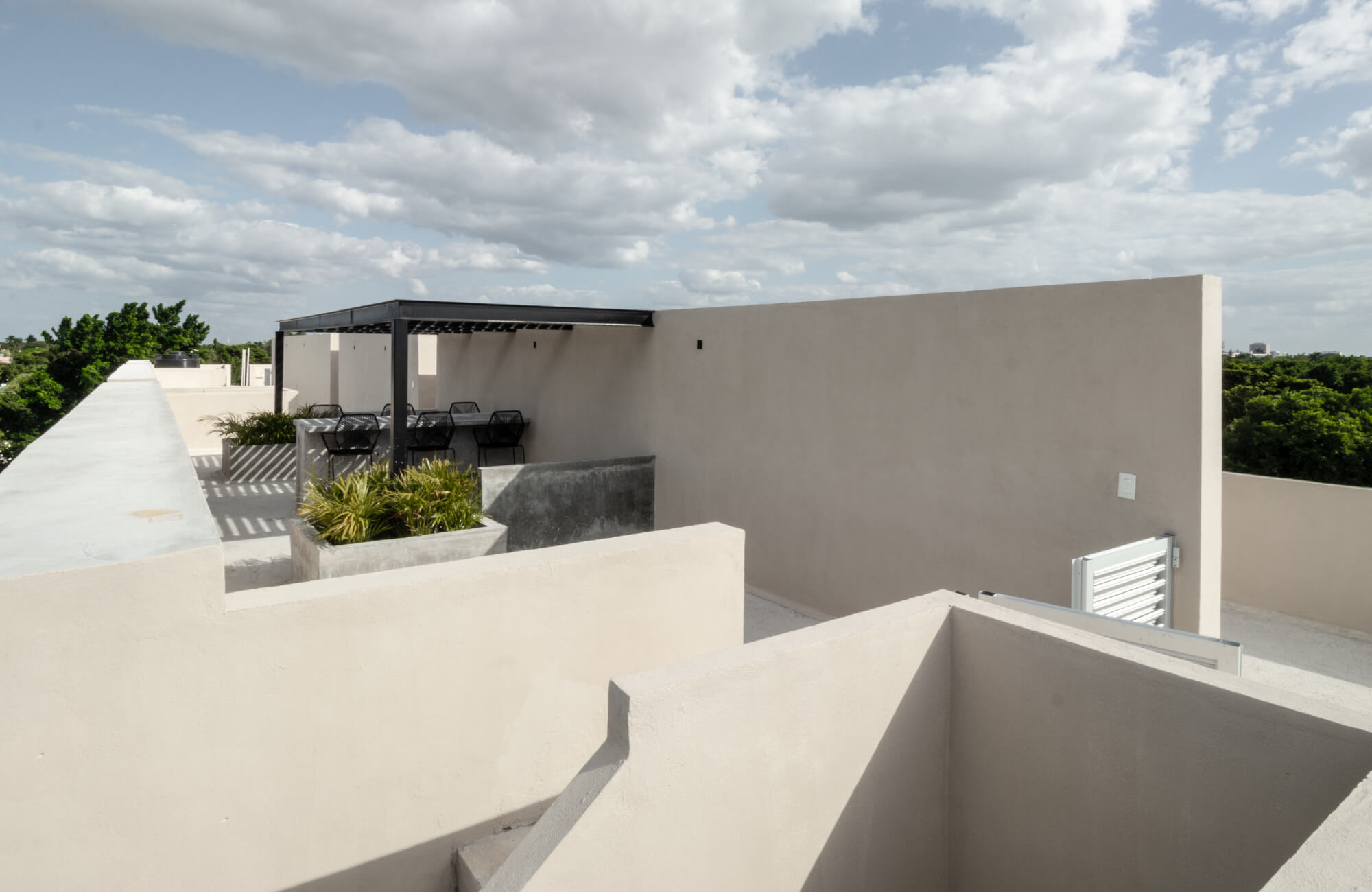 Condo with private terrace and multiple amenities for sale, Pionera Conkal, M&eacute;rida