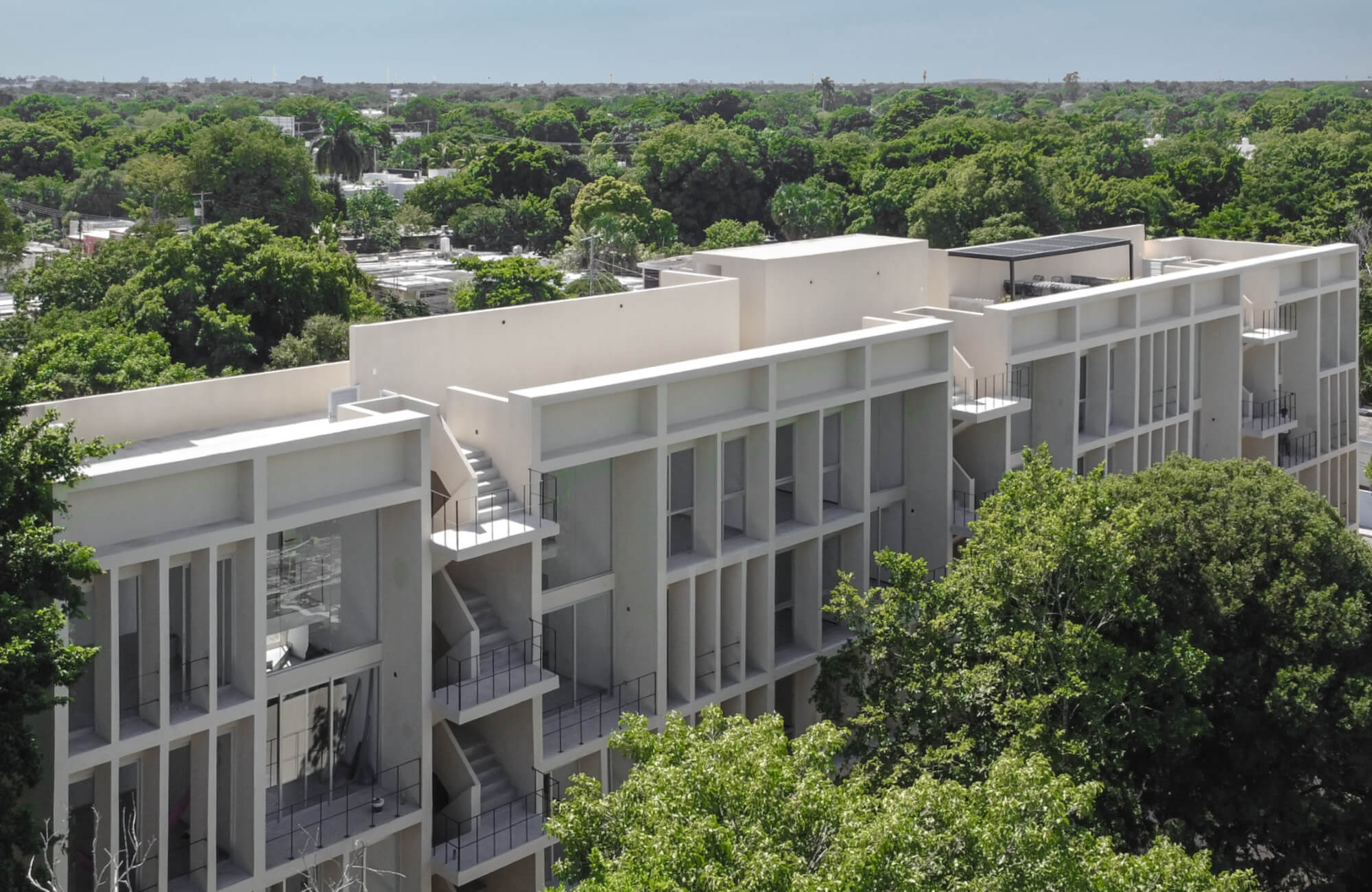 Apartment with garden, pool, Zen terrace, for sale, M&eacute;rida.