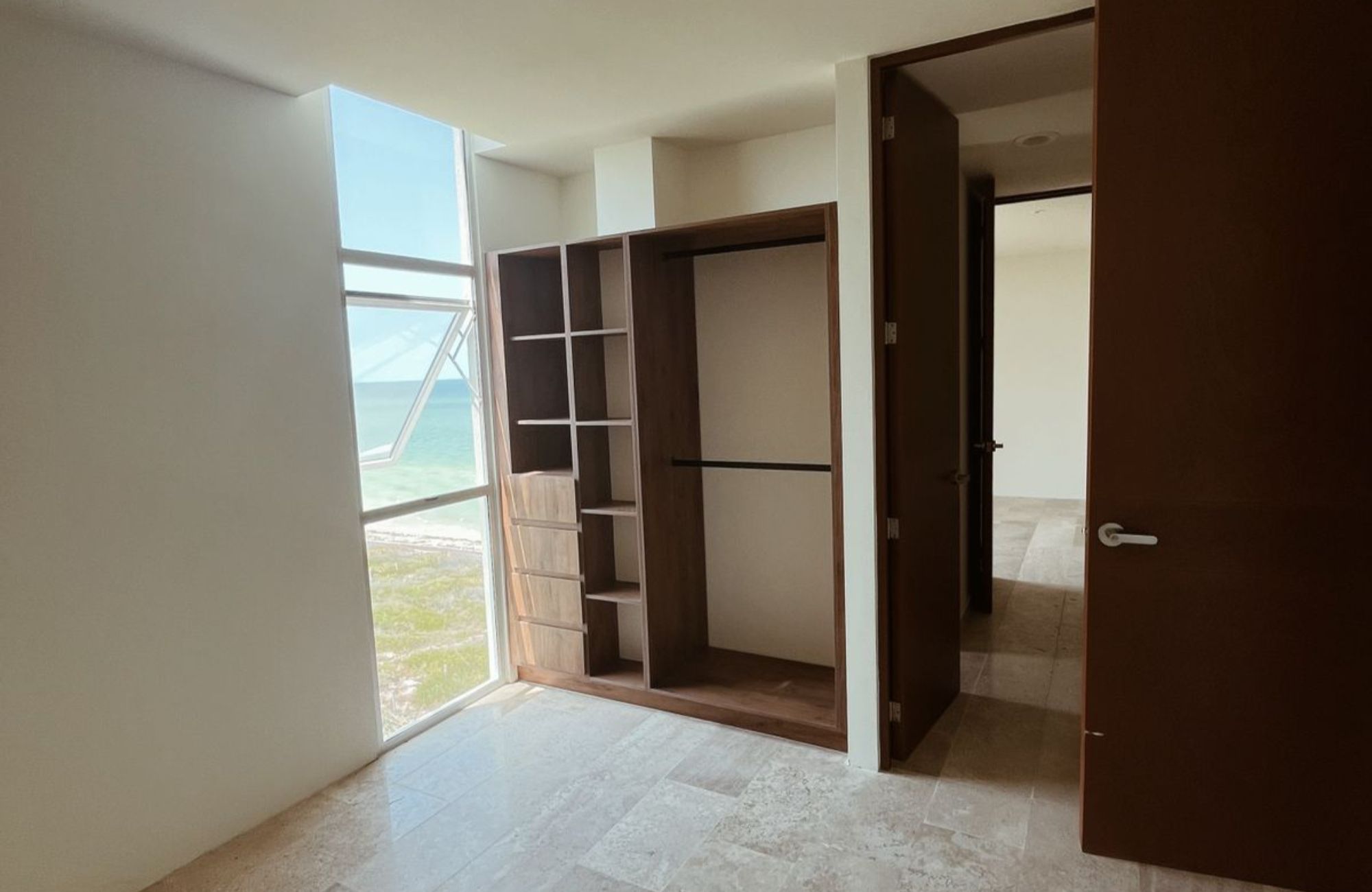 Apartment with access to the beach for sale, Progreso area, Merida, Yucatan.