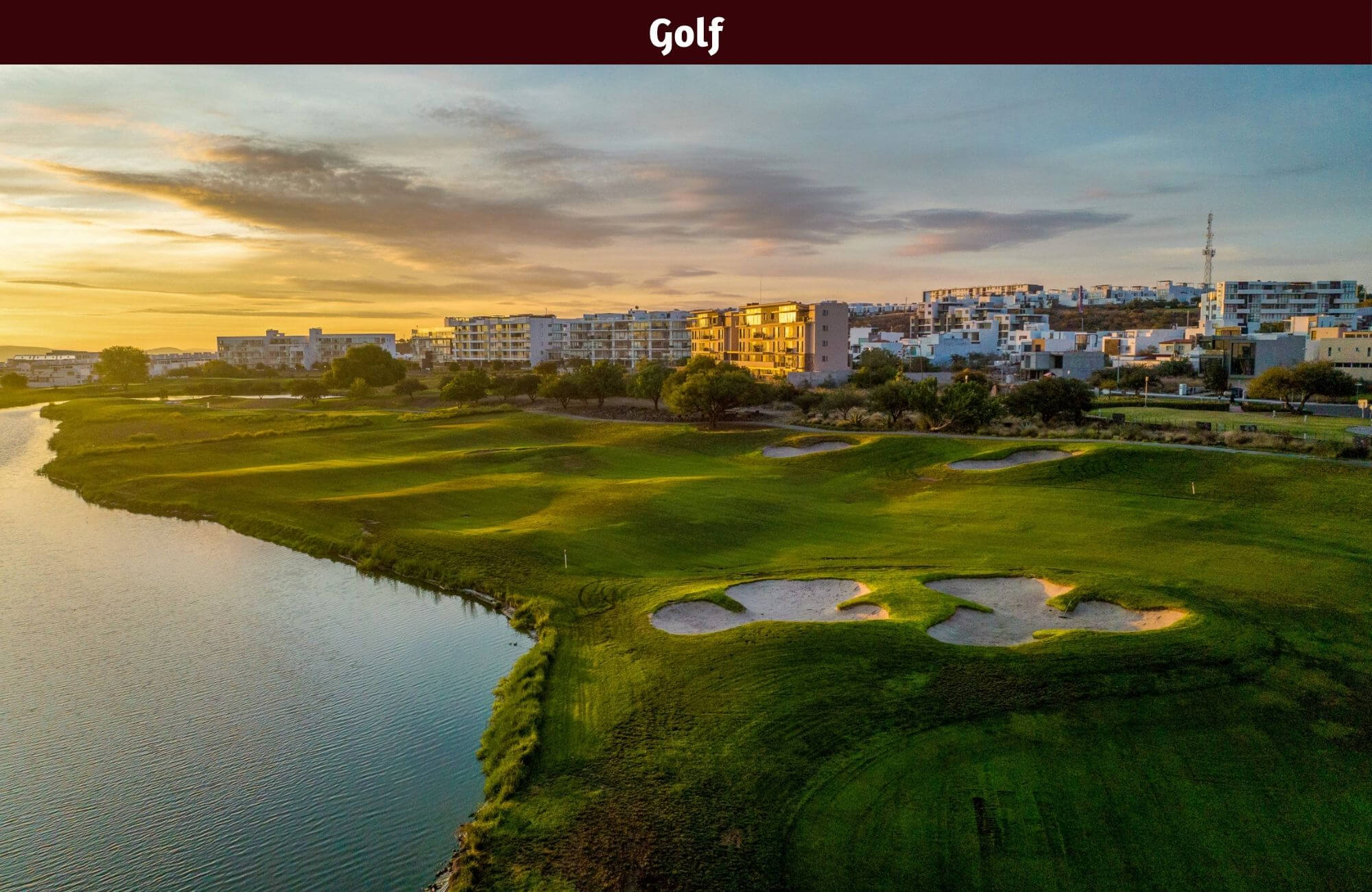 House with garden and rooftop, large spaces, pre-construction, Zibata for sale, Queretaro.