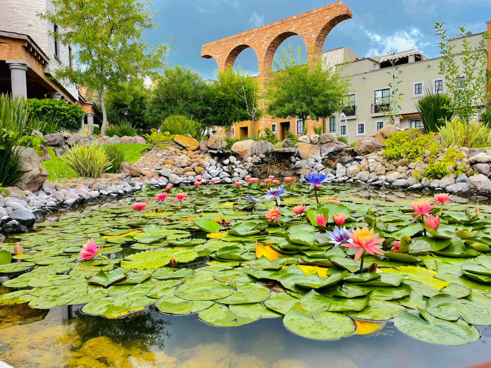 Penthouse with Jacuzzi, furnished and equipped, for sale, La Lejona San Miguel de Allende.