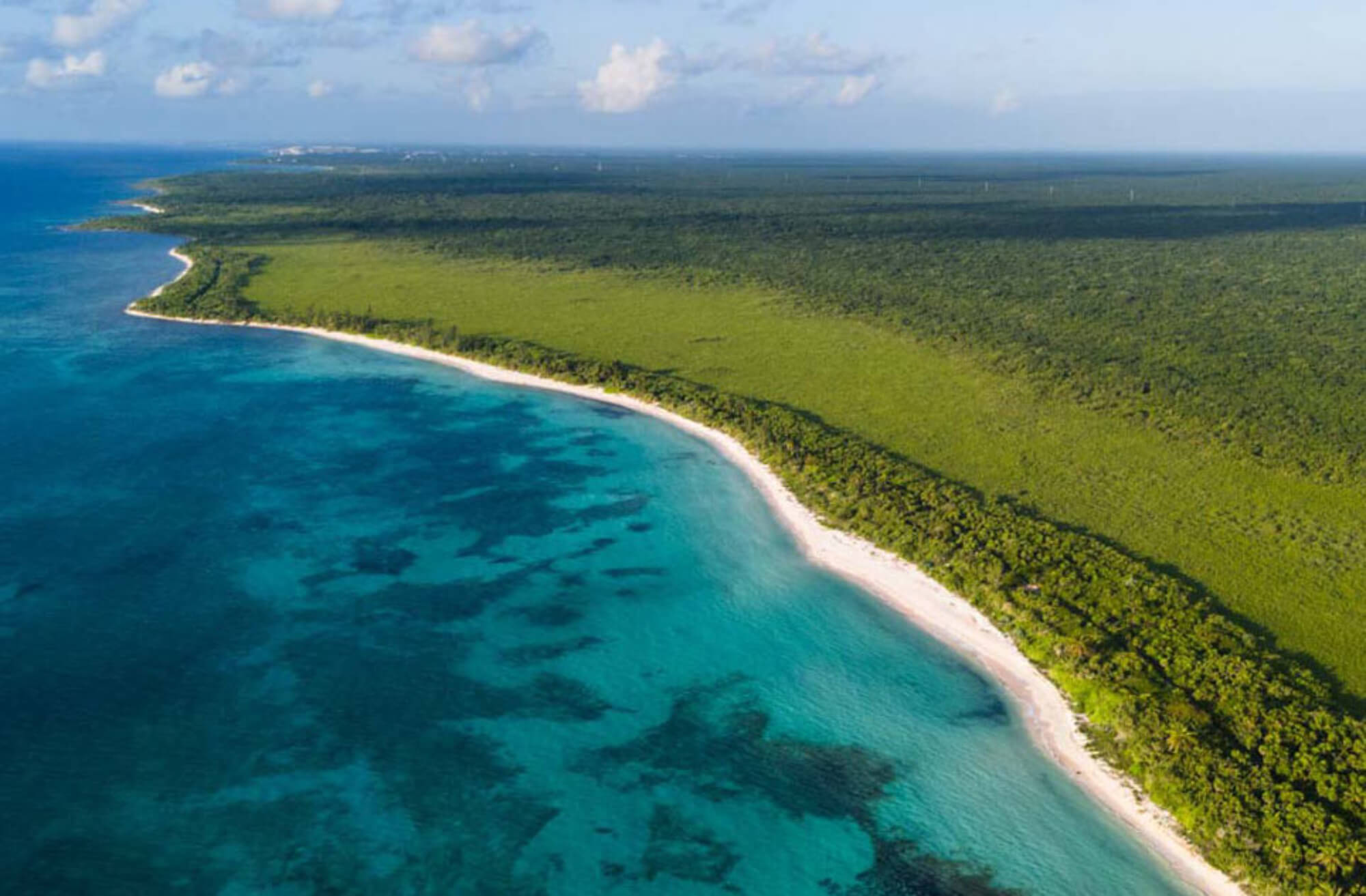 Oceanfront residence, in luxury hotel, exclusive amenities in Punta Venado, Playa del Carmen.