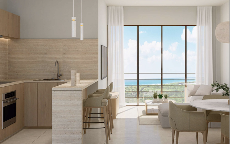 Condominium with balcony, oceanview infinity pool and jacuzzi for sale, downtown area, in Cozumel, Quintana Roo.