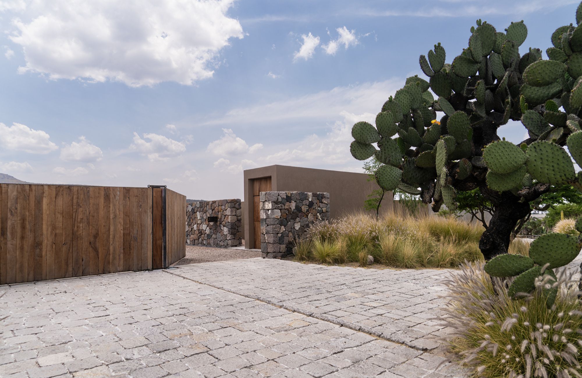 Beautiful House with Private Pool, Pre-Construction, San Miguel de Allende