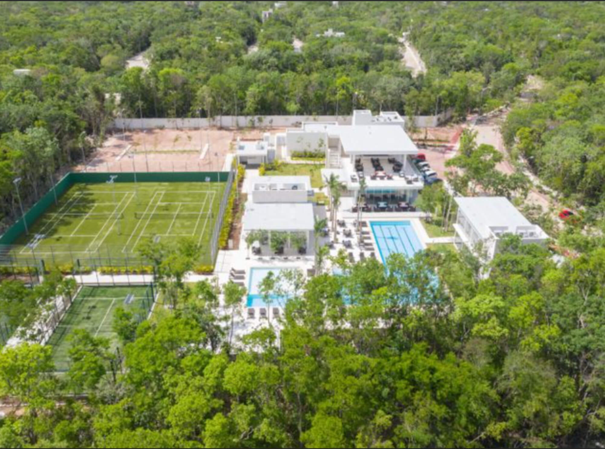 House for sale in a gated community with green areas, Xpu-ha, Quintana Roo