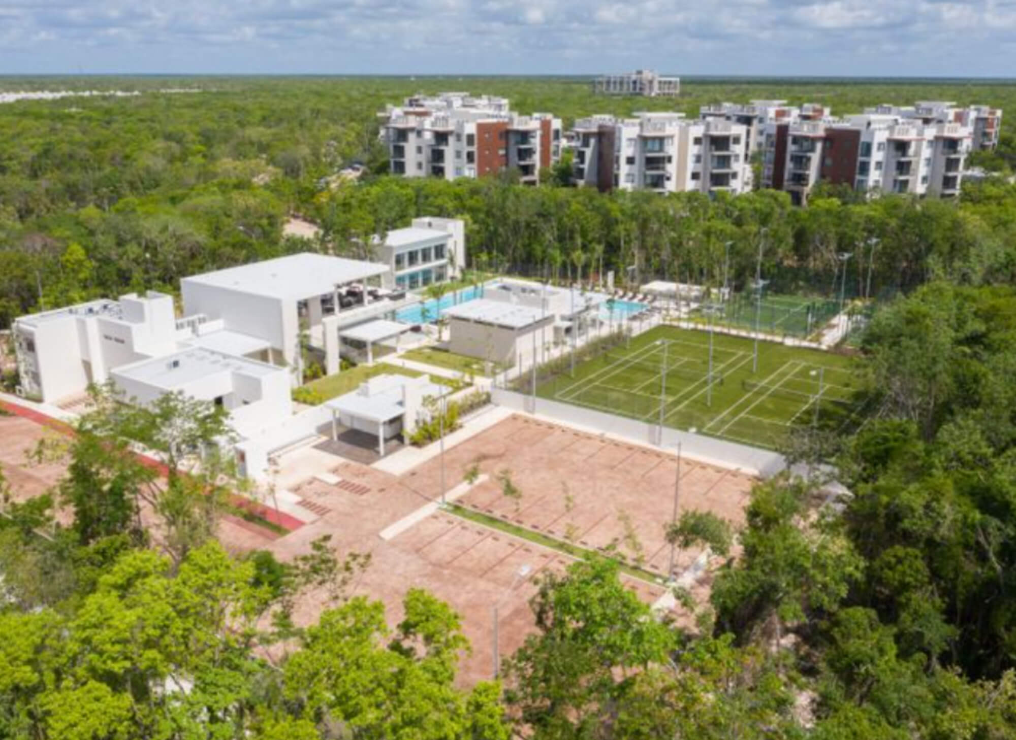 House for sale in a gated community with green areas, Xpu-ha, Quintana Roo