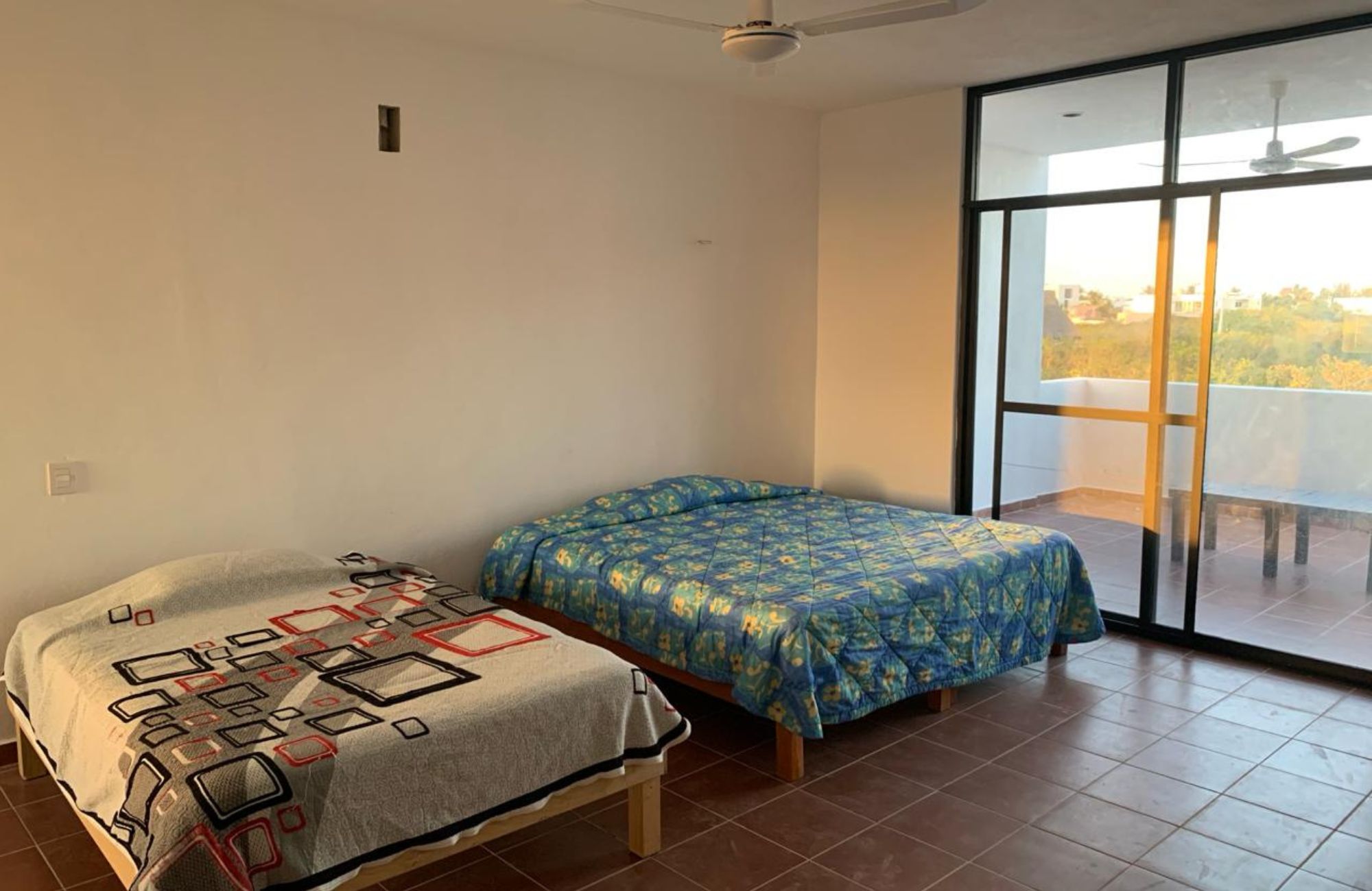 House steps from the ocean with rooftop plunge pool for sale, Chelem, Yucat&aacute;n