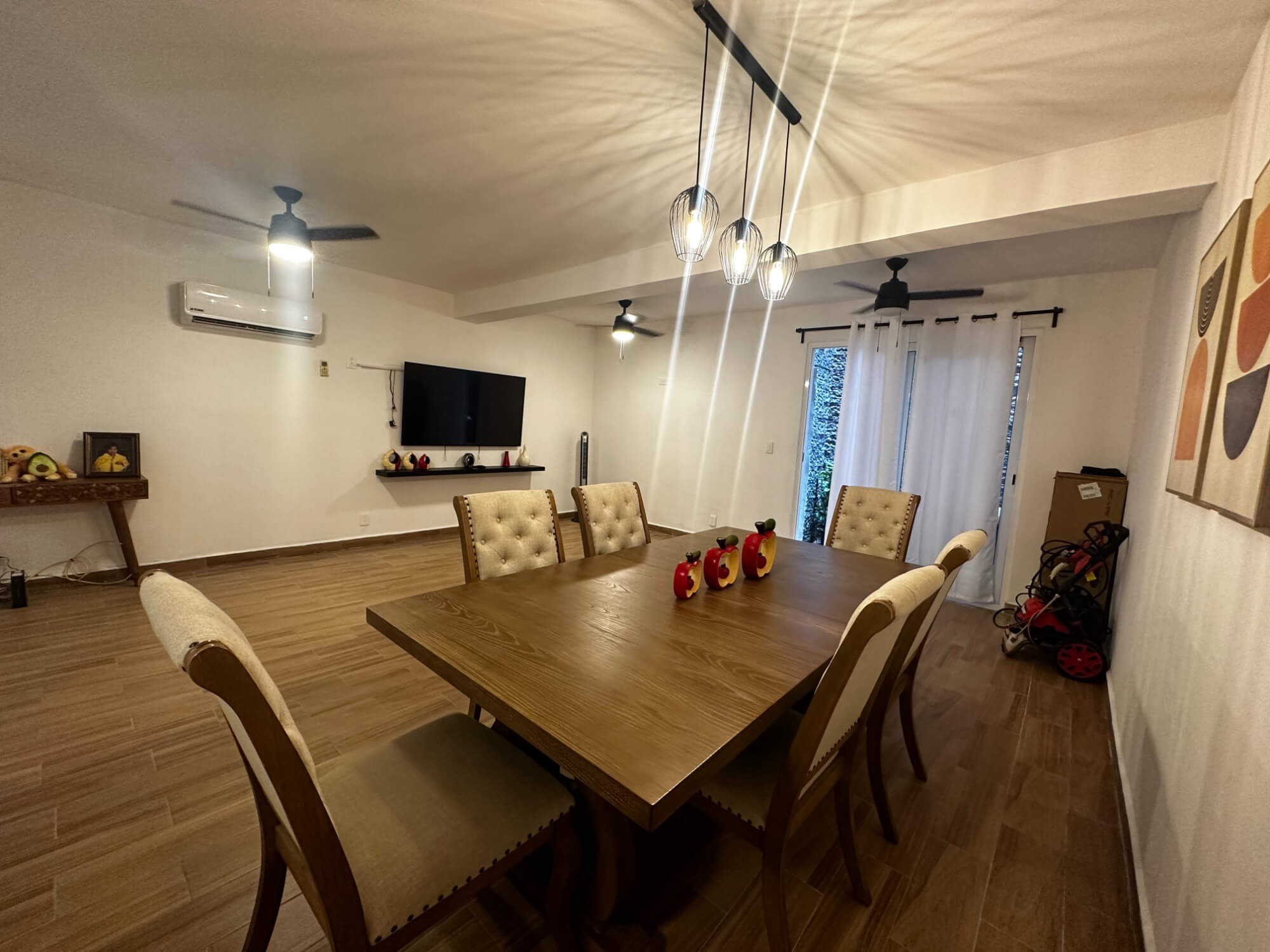 Home with Private Garden and Pool in Gated Community &ndash; Av. Huayac&aacute;n, Canc&uacute;n