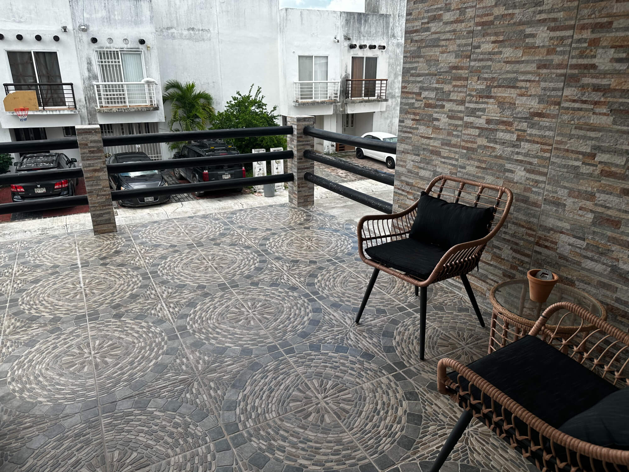 Home with Private Garden and Pool in Gated Community &ndash; Av. Huayac&aacute;n, Canc&uacute;n