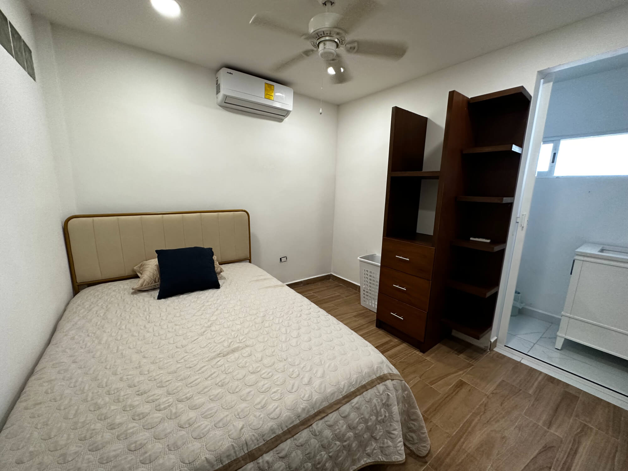 Home with Private Garden and Pool in Gated Community &ndash; Av. Huayac&aacute;n, Canc&uacute;n