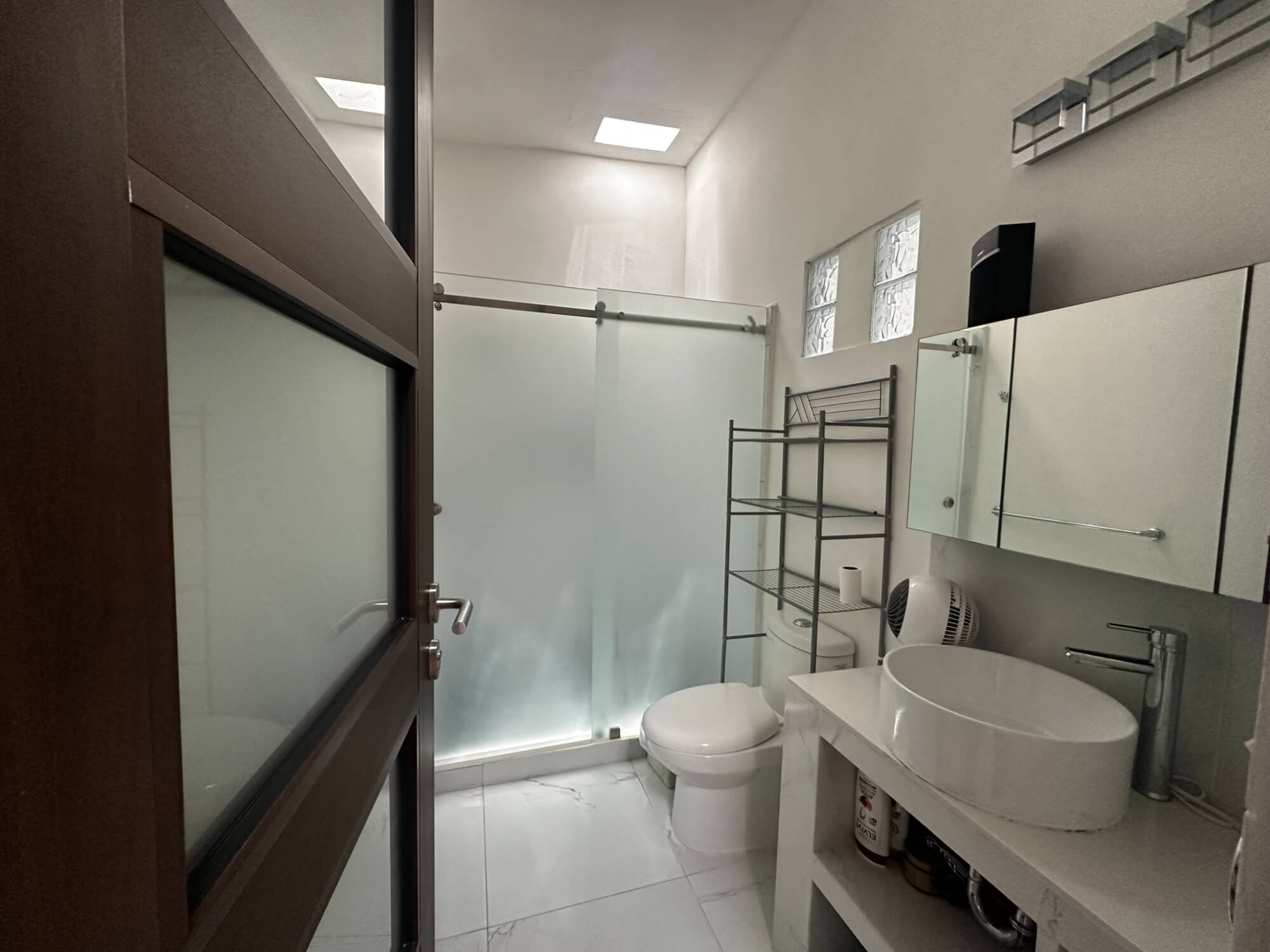 Home with Private Garden and Pool in Gated Community &ndash; Av. Huayac&aacute;n, Canc&uacute;n