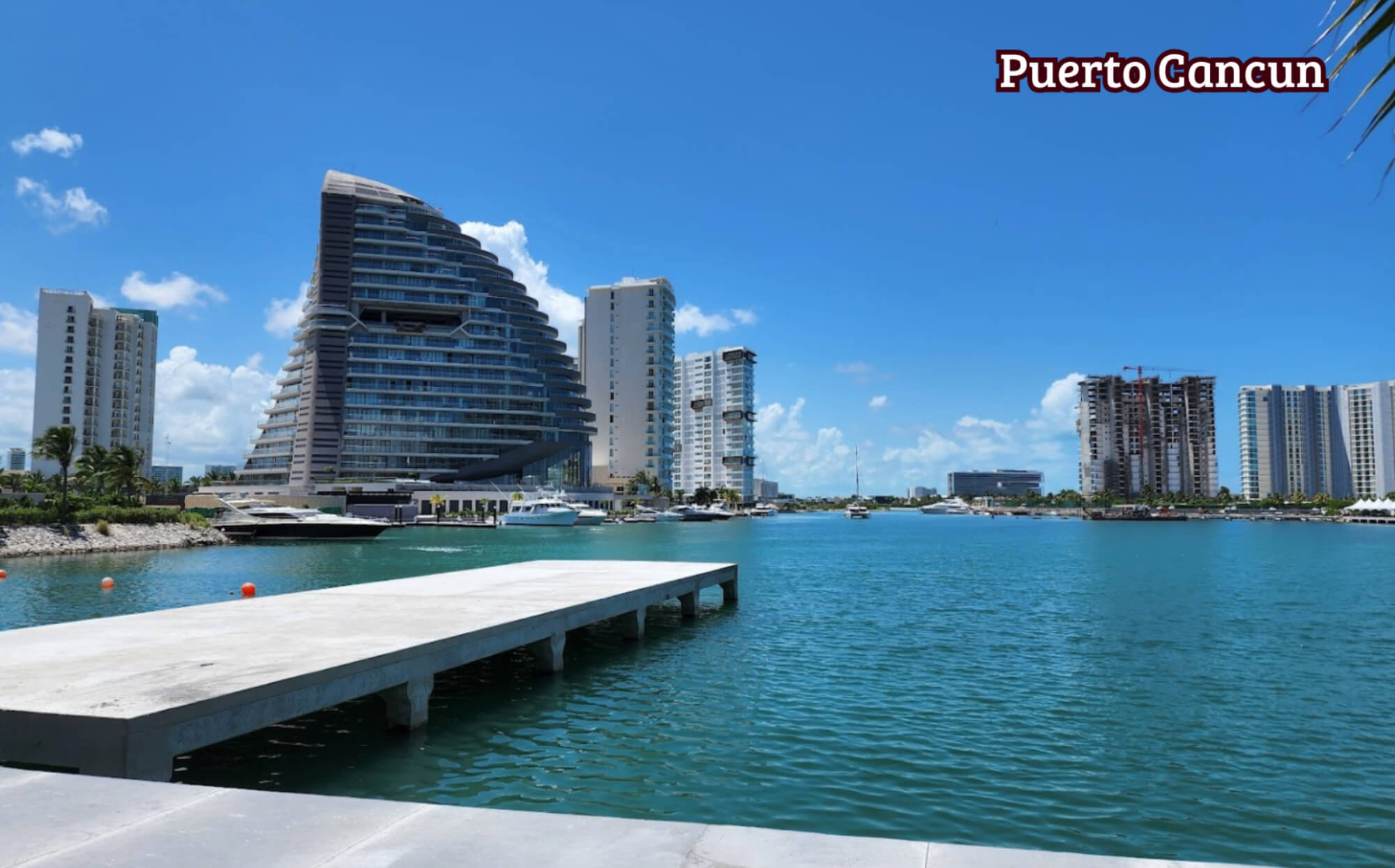 Home with Private Garden and Pool in Gated Community &ndash; Av. Huayac&aacute;n, Canc&uacute;n