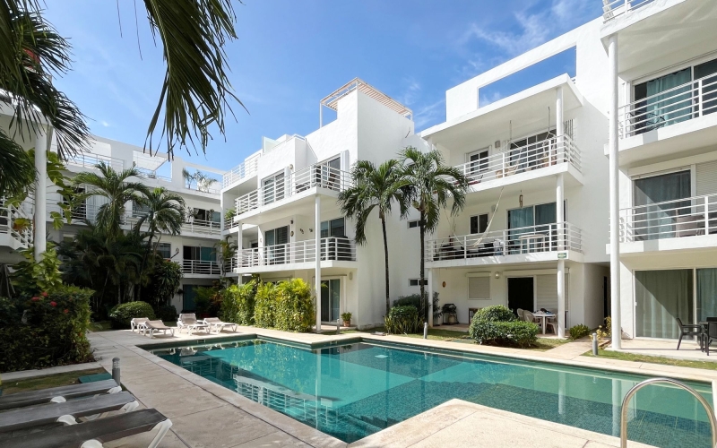 Poolside Condo, for Sale, Pelicanos, Downtown, Playa del Carmen