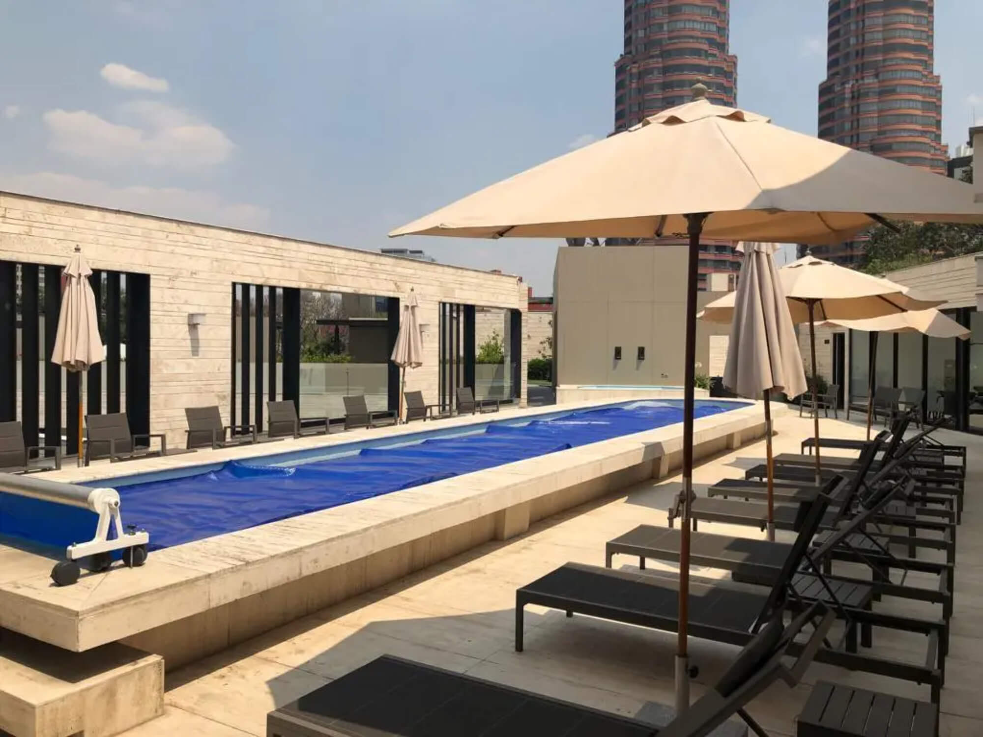 Departamento luminoso, jard&iacute;n central, alberca, bbq, gimnasio, en venta Polanco