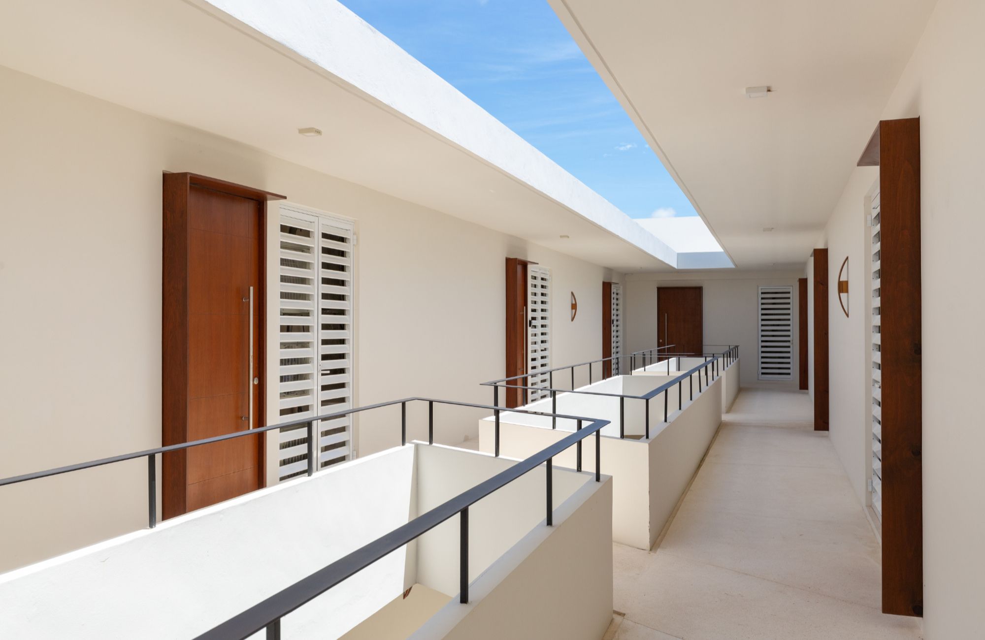 One-Bedroom Penthouse with Luxury Amenities in La Veleta, Tulum.