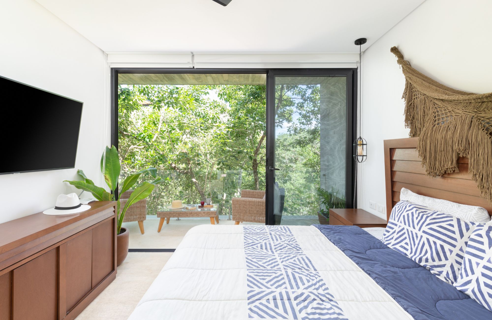 One-Bedroom Penthouse with Luxury Amenities in La Veleta, Tulum.