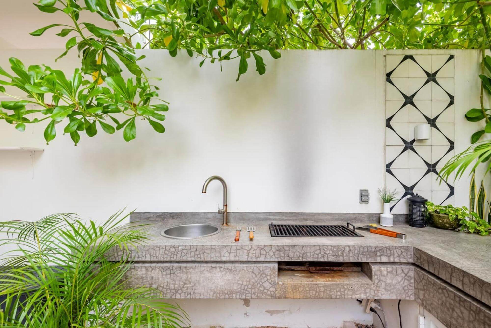 Condo with private pool, wraparound terrace, saline pool, coworking, Bio-Architecture, zen garden, solar panels, pre-construction, sale Regi