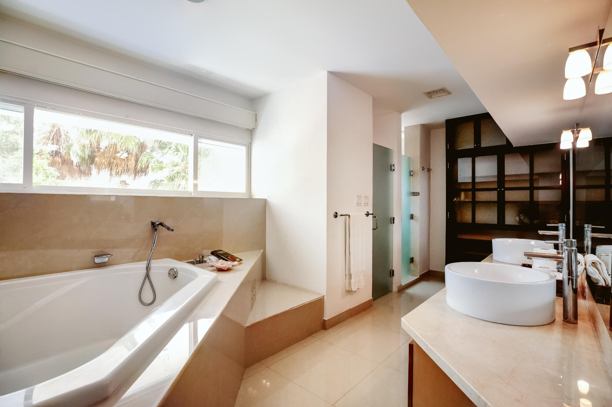 Apartment with roof garden for sale, Av. Pedro Joaqu&iacute;n Coldwell, Cozumel