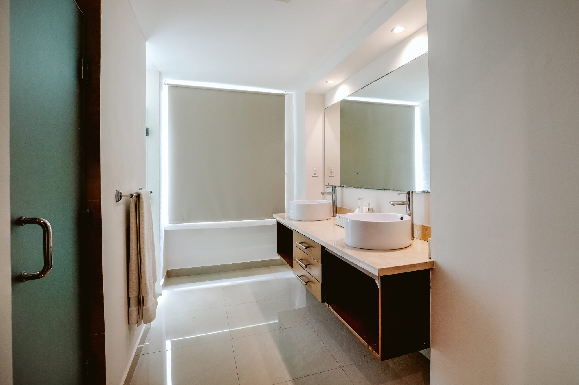 Apartment with roof garden for sale, Av. Pedro Joaqu&iacute;n Coldwell, Cozumel