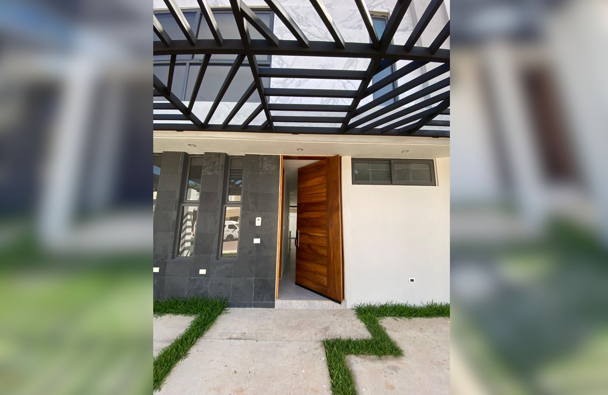 House with Private Pool and Luxury Finishes for Sale in R&iacute;o Residencial, Canc&uacute;n